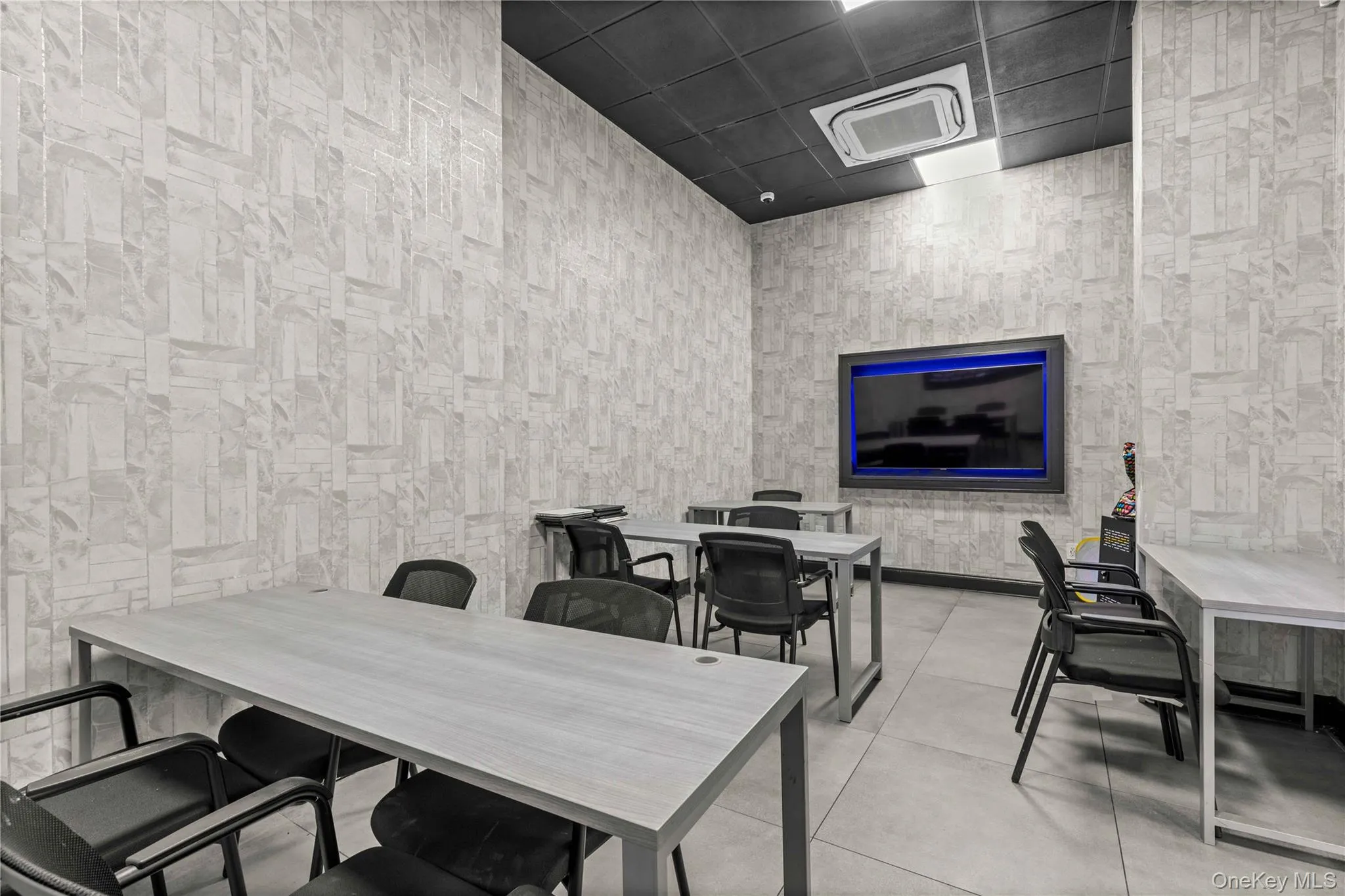2490 3rd Avenue, New York, NY, ,Commercial Lease,For Rent,3rd,0,1049795 2490 3rd Avenue, New York, NY, ,Commercial Lease,For Rent,3rd,0,1049795