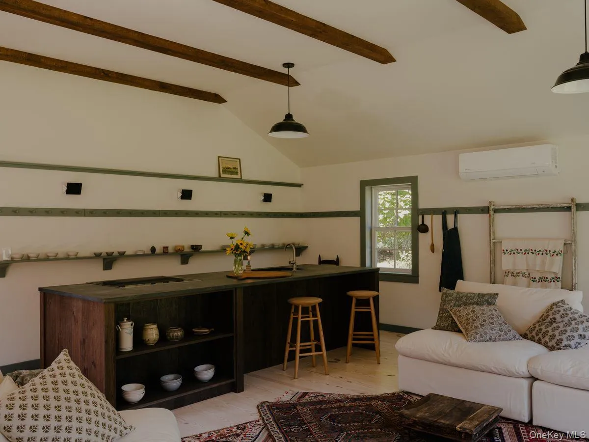 300 Band Camp Road, Saugerties, NY, 4 Bedrooms Bedrooms, 12 Rooms Rooms,3 BathroomsBathrooms,Residential,For Rent,Band Camp,0,1049799 300 Band Camp Road, Saugerties, NY, 4 Bedrooms Bedrooms, 12 Rooms Rooms,3 BathroomsBathrooms,Residential,For Rent,Band Camp,0,1049799