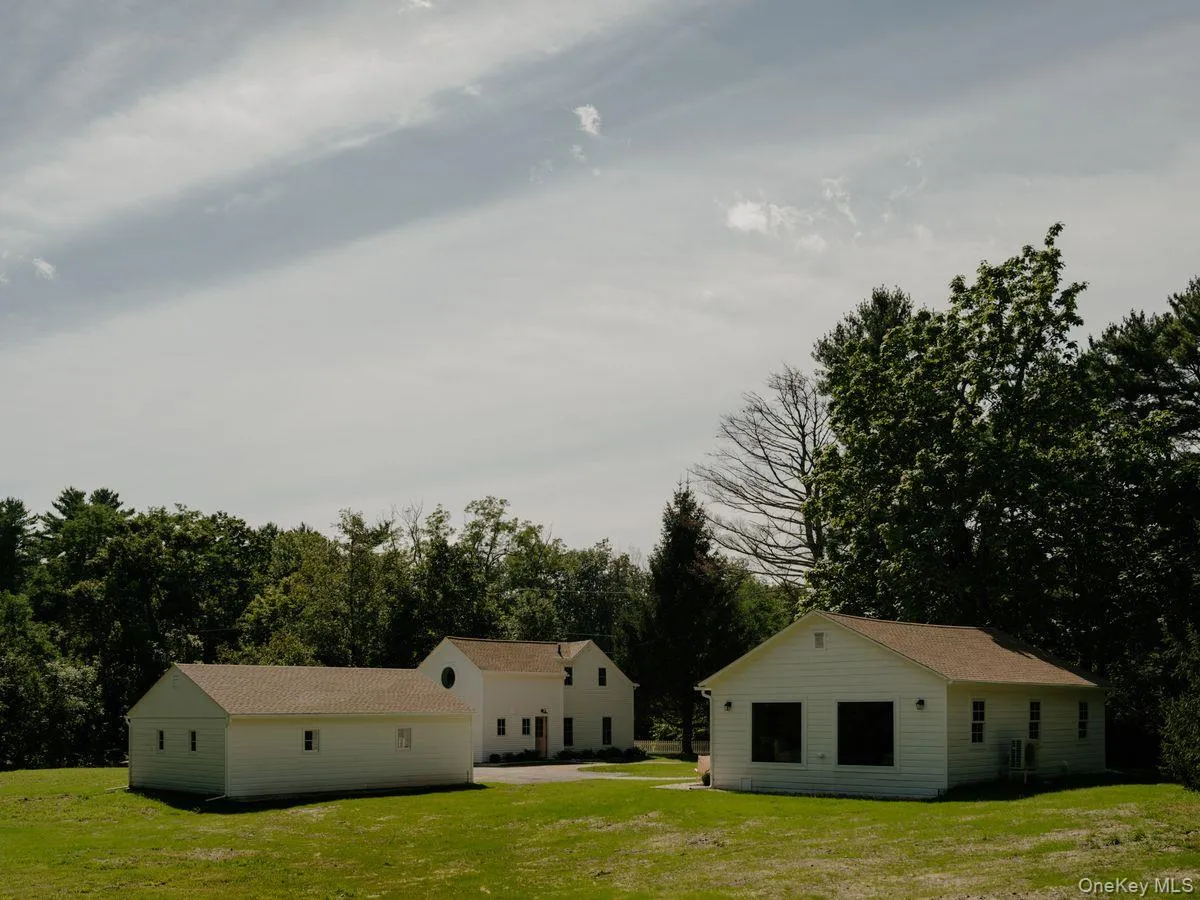 300 Band Camp Road, Saugerties, NY, 4 Bedrooms Bedrooms, 12 Rooms Rooms,3 BathroomsBathrooms,Residential,For Rent,Band Camp,0,1049799 300 Band Camp Road, Saugerties, NY, 4 Bedrooms Bedrooms, 12 Rooms Rooms,3 BathroomsBathrooms,Residential,For Rent,Band Camp,0,1049799