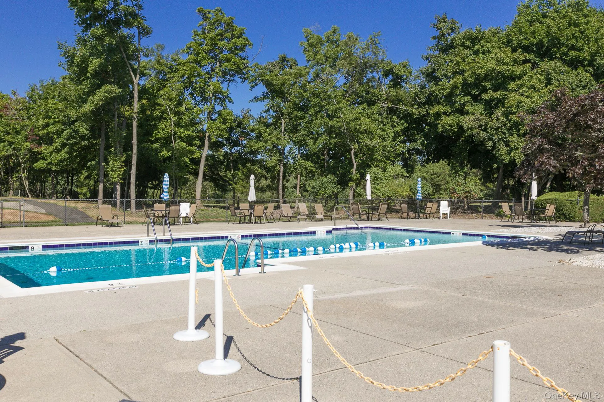 Pool Pool