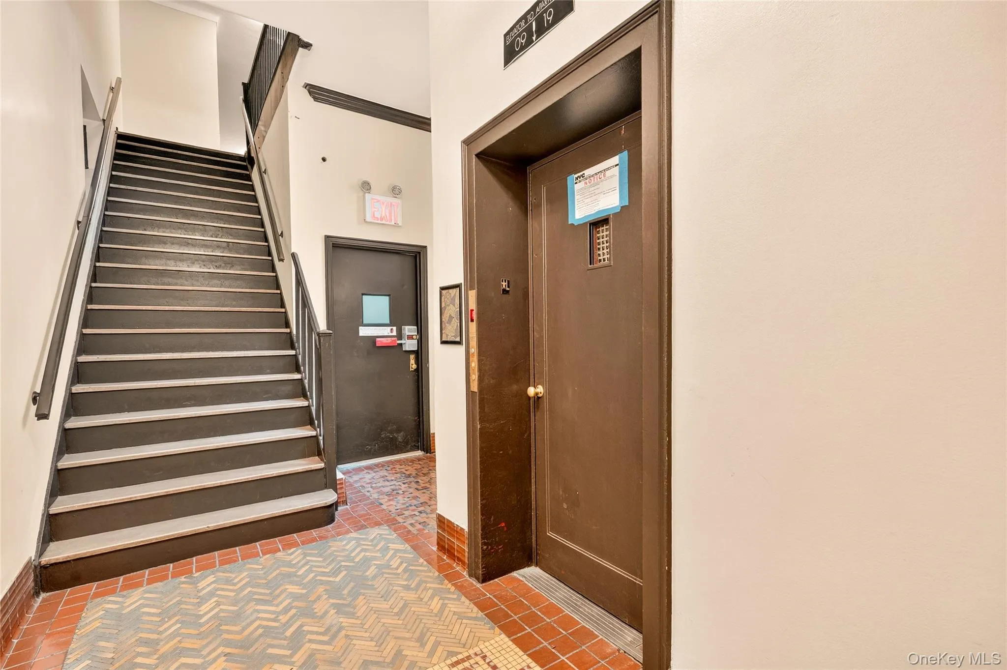 601 Pelham Parkway, New York, NY, 1 Bedroom Bedrooms, 5 Rooms Rooms,1 BathroomBathrooms,Residential,For Rent,Pelham,0,1049801 601 Pelham Parkway, New York, NY, 1 Bedroom Bedrooms, 5 Rooms Rooms,1 BathroomBathrooms,Residential,For Rent,Pelham,0,1049801