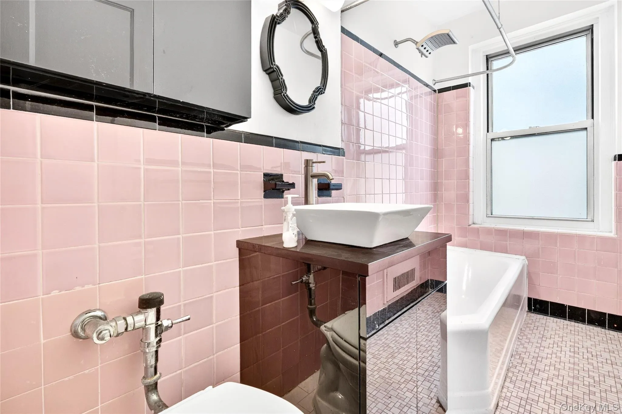 601 Pelham Parkway, New York, NY, 1 Bedroom Bedrooms, 5 Rooms Rooms,1 BathroomBathrooms,Residential,For Rent,Pelham,0,1049801 601 Pelham Parkway, New York, NY, 1 Bedroom Bedrooms, 5 Rooms Rooms,1 BathroomBathrooms,Residential,For Rent,Pelham,0,1049801