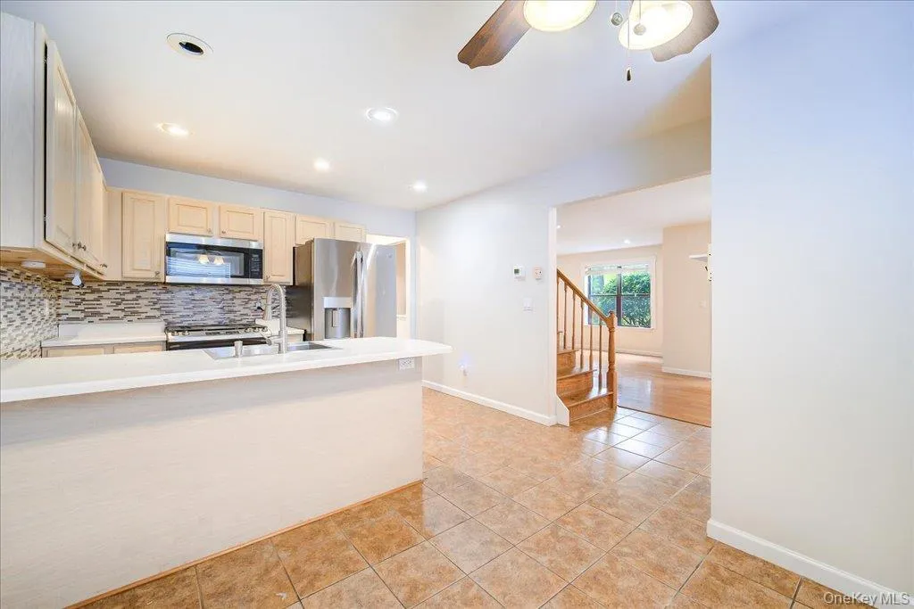 14 Giovanni Court, Monroe, NY, 2 Bedrooms Bedrooms, 9 Rooms Rooms,2 BathroomsBathrooms,Residential,For Rent,Giovanni,0,1049811 14 Giovanni Court, Monroe, NY, 2 Bedrooms Bedrooms, 9 Rooms Rooms,2 BathroomsBathrooms,Residential,For Rent,Giovanni,0,1049811