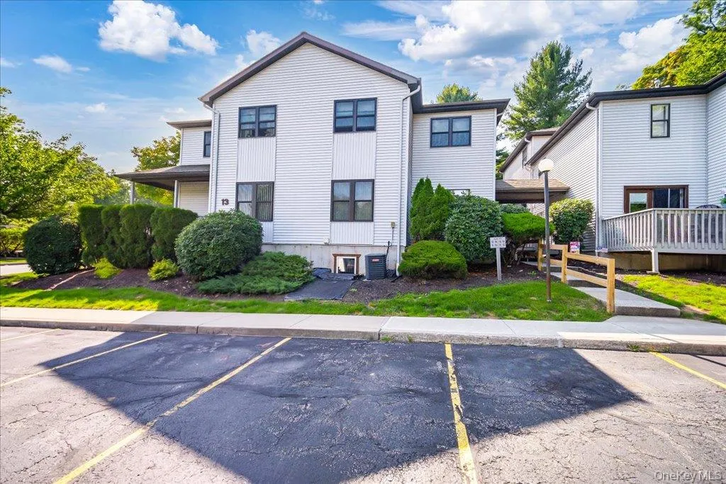 14 Giovanni Court, Monroe, NY, 2 Bedrooms Bedrooms, 9 Rooms Rooms,2 BathroomsBathrooms,Residential,For Rent,Giovanni,0,1049811 14 Giovanni Court, Monroe, NY, 2 Bedrooms Bedrooms, 9 Rooms Rooms,2 BathroomsBathrooms,Residential,For Rent,Giovanni,0,1049811
