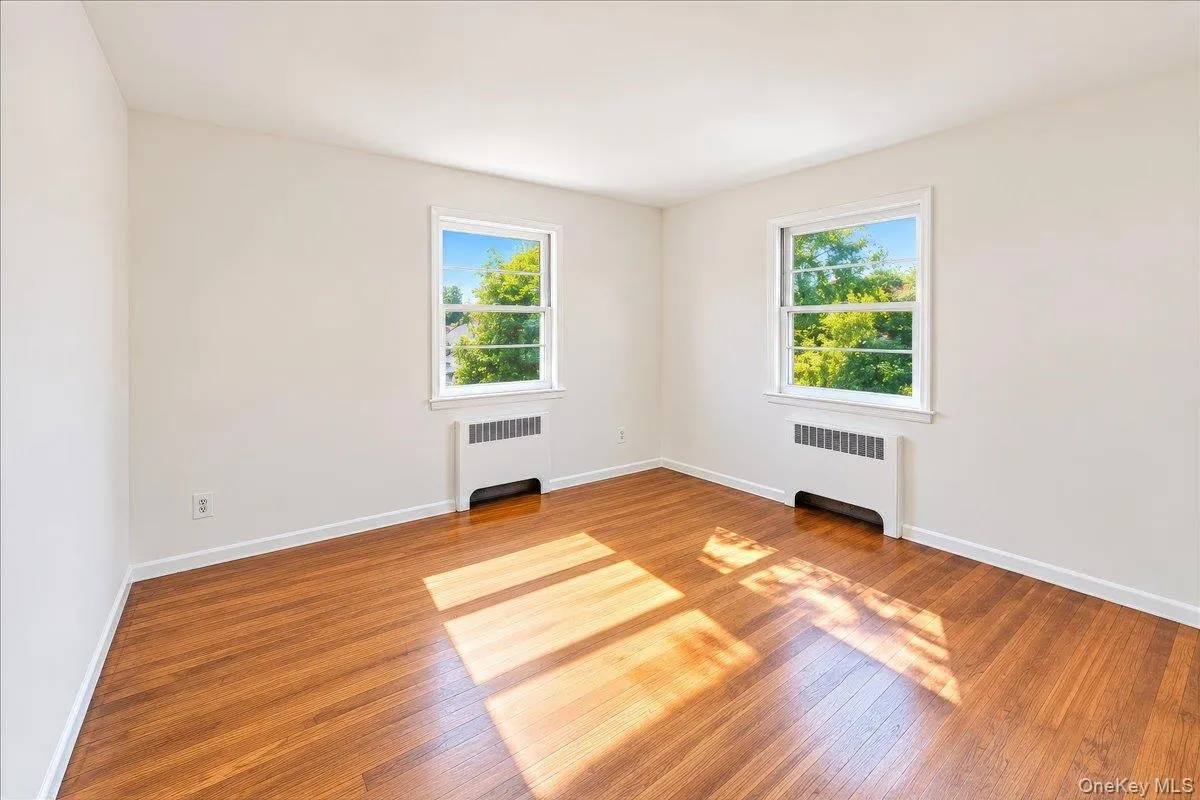 2nd Bedroom - first Floor 2nd Bedroom - first Floor