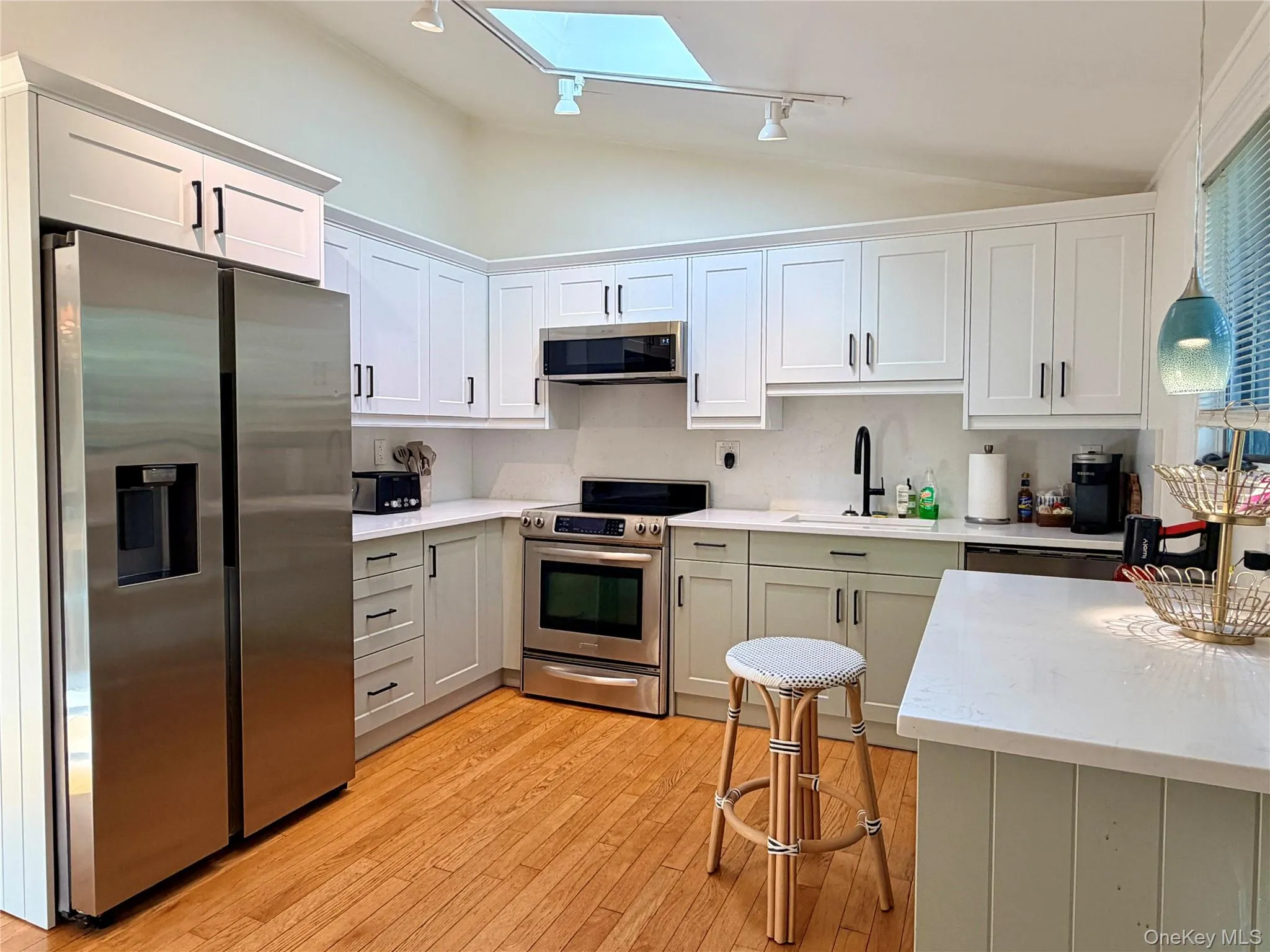 11 Gerald Lane, Southampton, NY, 3 Bedrooms Bedrooms, 8 Rooms Rooms,2 BathroomsBathrooms,Residential Lease,For Rent,Gerald,0,1049817 11 Gerald Lane, Southampton, NY, 3 Bedrooms Bedrooms, 8 Rooms Rooms,2 BathroomsBathrooms,Residential Lease,For Rent,Gerald,0,1049817