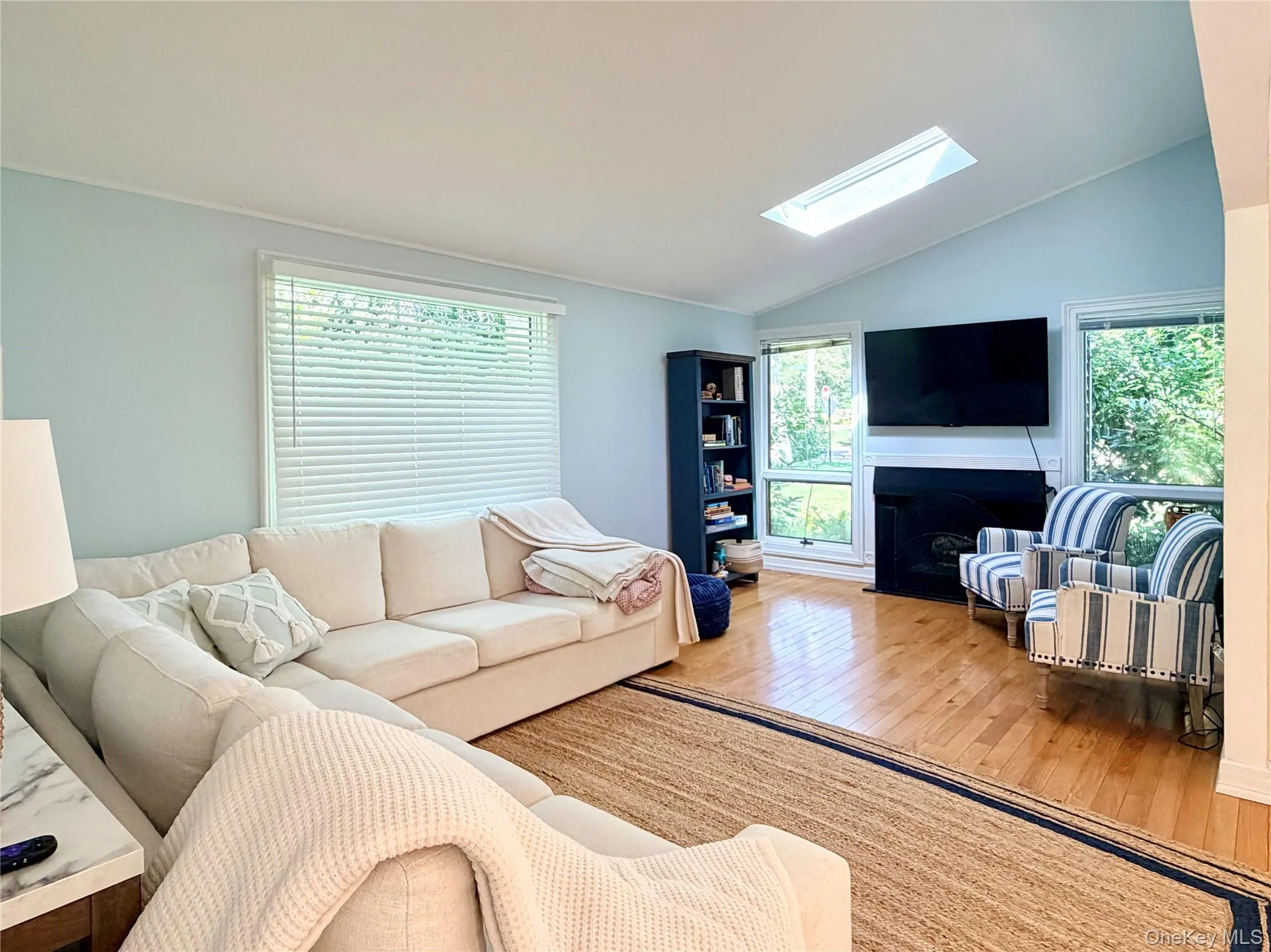11 Gerald Lane, Southampton, NY, 3 Bedrooms Bedrooms, 8 Rooms Rooms,2 BathroomsBathrooms,Residential Lease,For Rent,Gerald,0,1049817 11 Gerald Lane, Southampton, NY, 3 Bedrooms Bedrooms, 8 Rooms Rooms,2 BathroomsBathrooms,Residential Lease,For Rent,Gerald,0,1049817