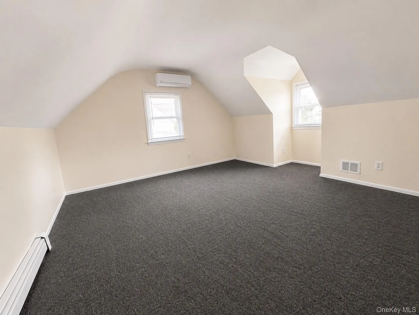 1 Arnold Street, Oyster Bay, NY, 3 Bedrooms Bedrooms, 5 Rooms Rooms,2 BathroomsBathrooms,Residential Lease,For Rent,Arnold,0,1049824 1 Arnold Street, Oyster Bay, NY, 3 Bedrooms Bedrooms, 5 Rooms Rooms,2 BathroomsBathrooms,Residential Lease,For Rent,Arnold,0,1049824