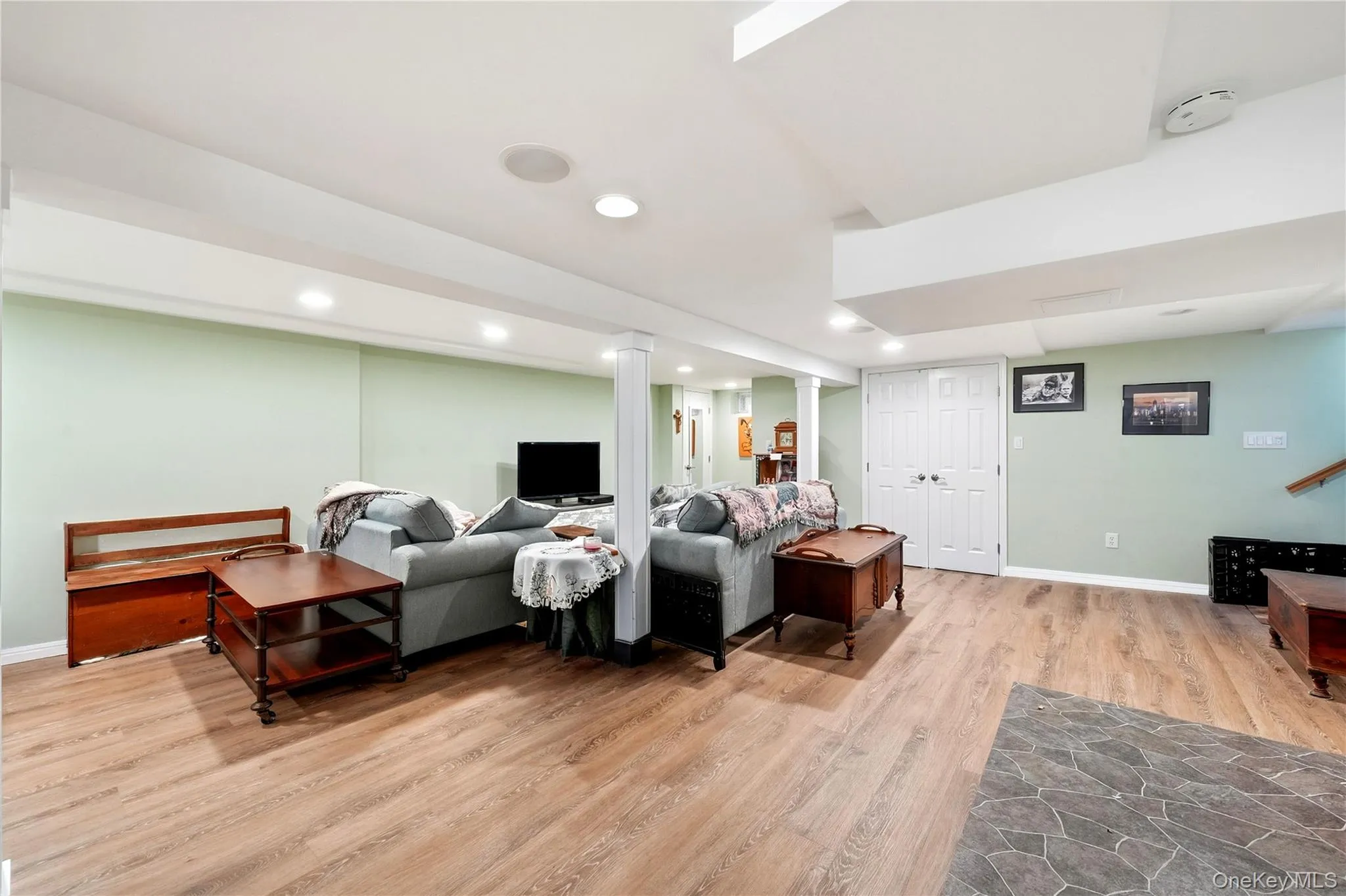 98 Smith Avenue, Brookhaven, NY, 2 Bedrooms Bedrooms, 7 Rooms Rooms,2 BathroomsBathrooms,Residential,For Rent,Smith,0,1049827 98 Smith Avenue, Brookhaven, NY, 2 Bedrooms Bedrooms, 7 Rooms Rooms,2 BathroomsBathrooms,Residential,For Rent,Smith,0,1049827