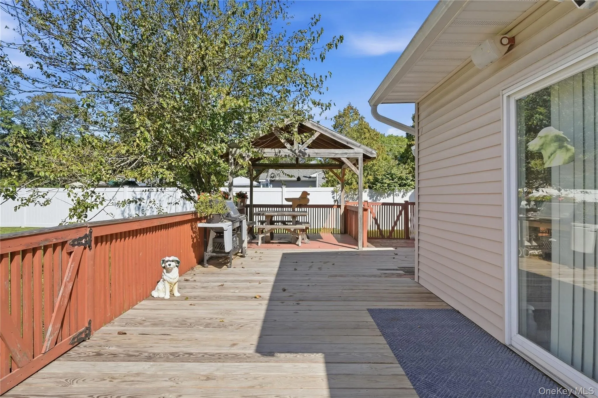 98 Smith Avenue, Brookhaven, NY, 2 Bedrooms Bedrooms, 7 Rooms Rooms,2 BathroomsBathrooms,Residential,For Rent,Smith,0,1049827 98 Smith Avenue, Brookhaven, NY, 2 Bedrooms Bedrooms, 7 Rooms Rooms,2 BathroomsBathrooms,Residential,For Rent,Smith,0,1049827