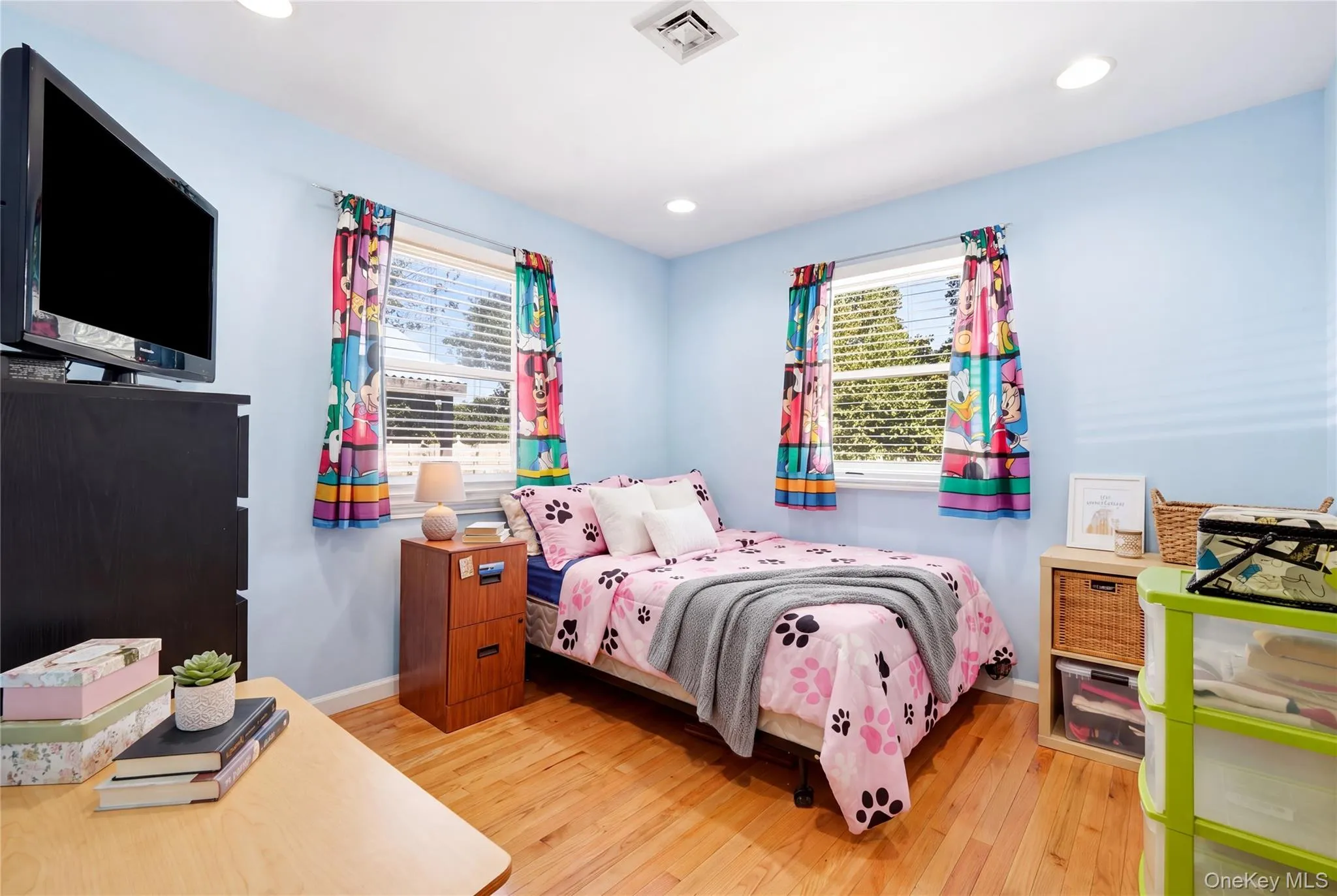 98 Smith Avenue, Brookhaven, NY, 2 Bedrooms Bedrooms, 7 Rooms Rooms,2 BathroomsBathrooms,Residential,For Rent,Smith,0,1049827 98 Smith Avenue, Brookhaven, NY, 2 Bedrooms Bedrooms, 7 Rooms Rooms,2 BathroomsBathrooms,Residential,For Rent,Smith,0,1049827