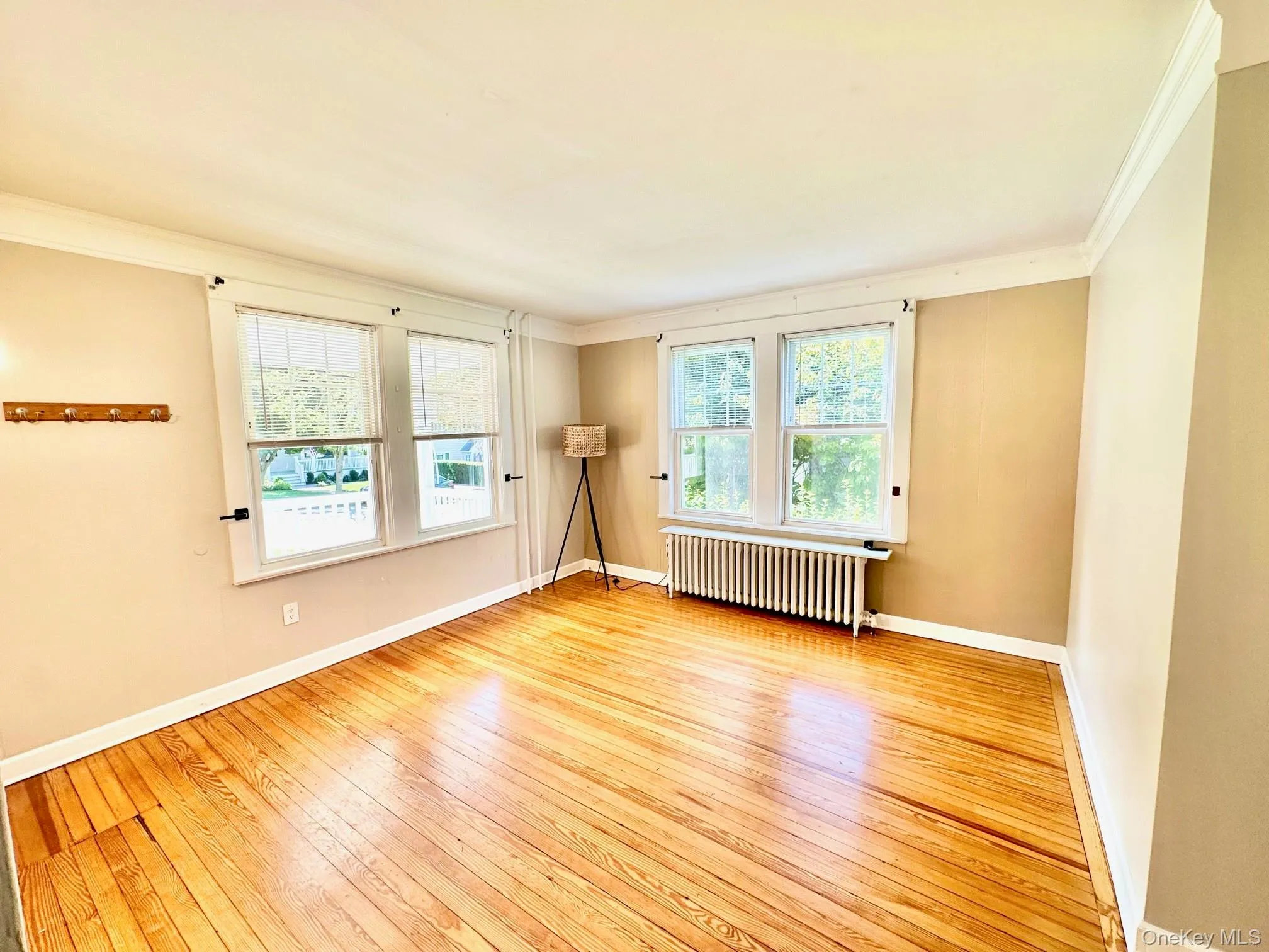 47 Dewey Street, Huntington, NY, 2 Bedrooms Bedrooms, 5 Rooms Rooms,2 BathroomsBathrooms,Residential Lease,For Rent,Dewey,0,1049829 47 Dewey Street, Huntington, NY, 2 Bedrooms Bedrooms, 5 Rooms Rooms,2 BathroomsBathrooms,Residential Lease,For Rent,Dewey,0,1049829