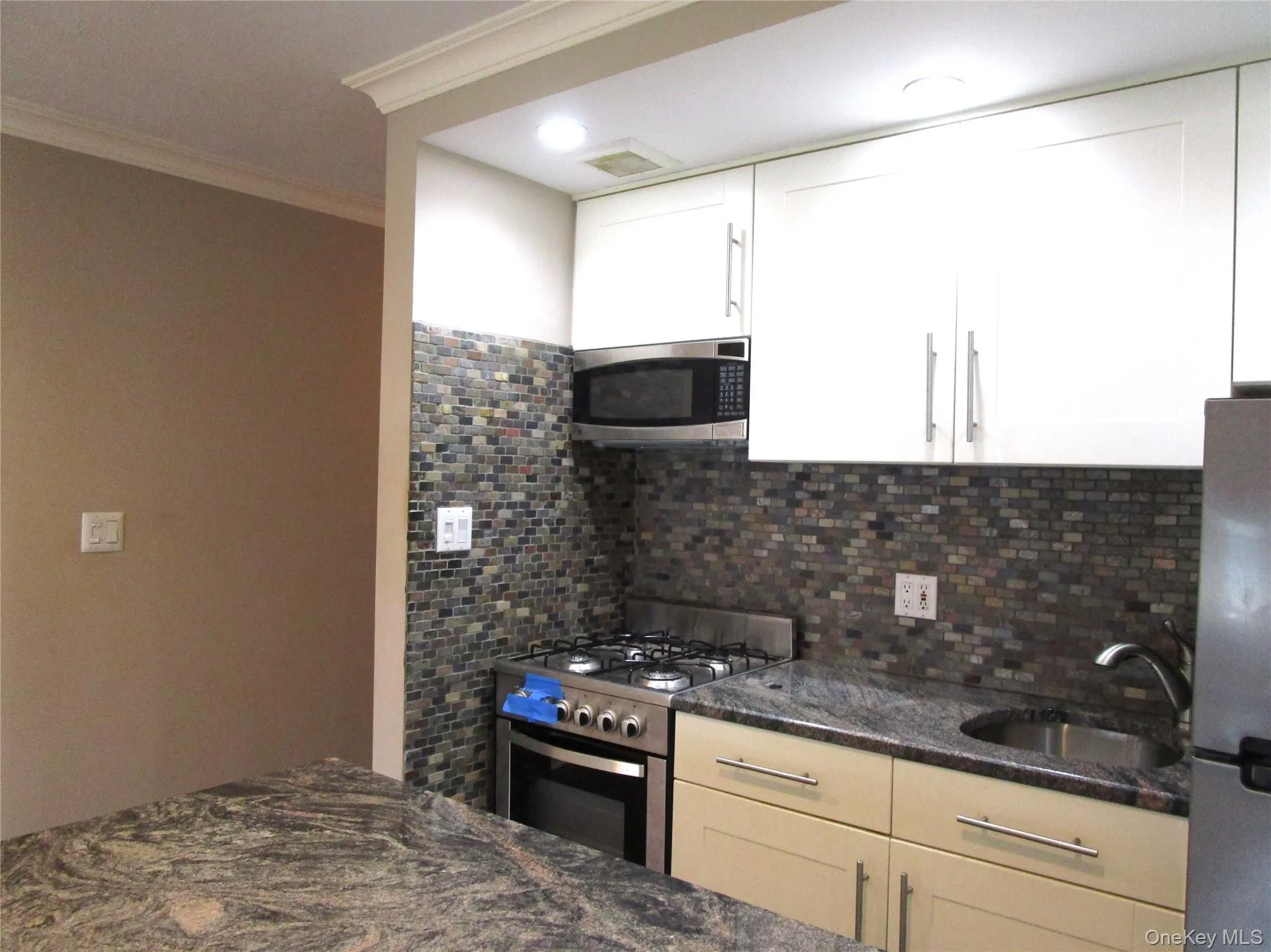 324 Post Avenue, North Hempstead, NY, 2 Rooms Rooms,1 BathroomBathrooms,Residential,For Rent,Post,0,1049831 324 Post Avenue, North Hempstead, NY, 2 Rooms Rooms,1 BathroomBathrooms,Residential,For Rent,Post,0,1049831