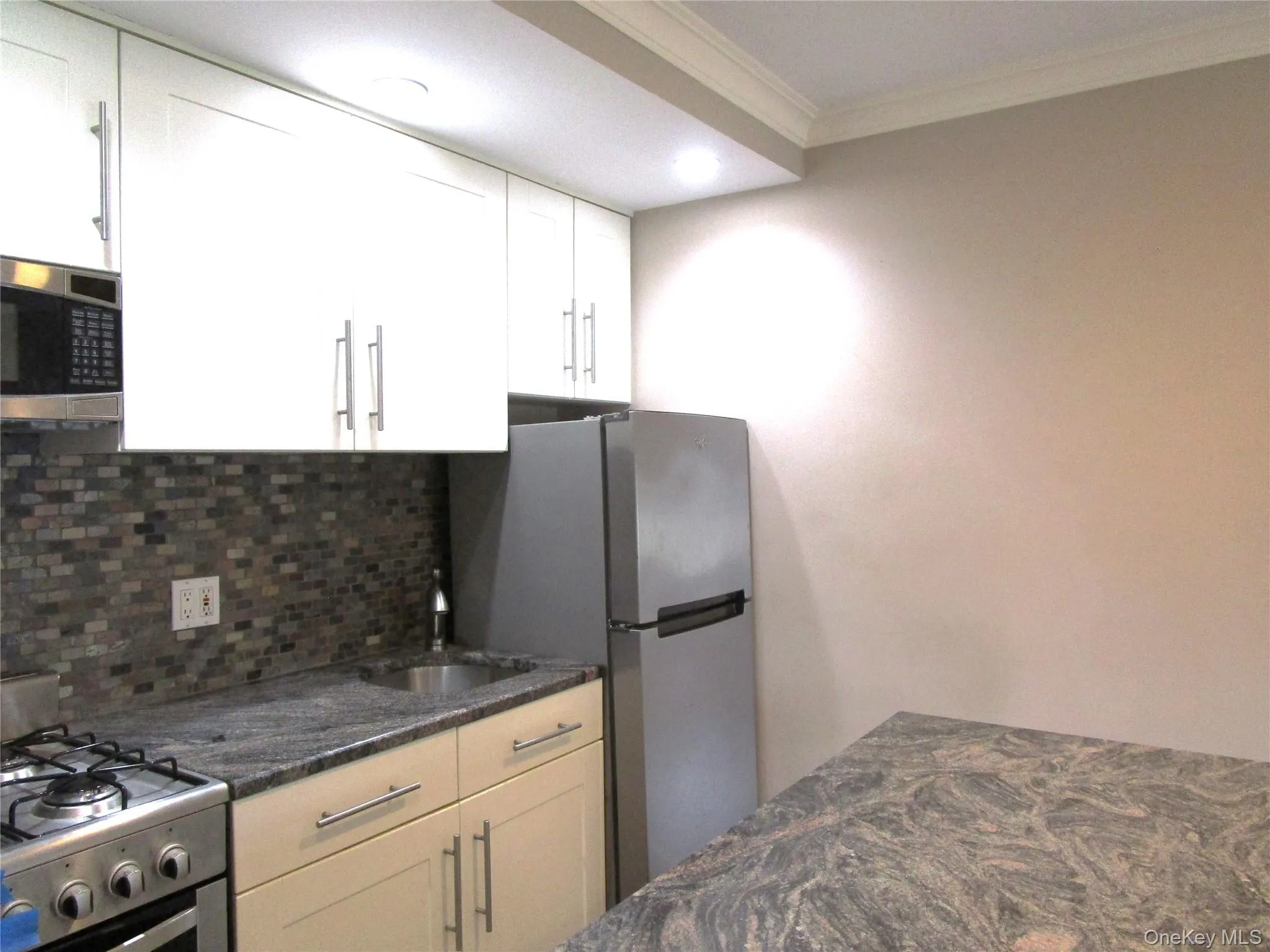 324 Post Avenue, North Hempstead, NY, 2 Rooms Rooms,1 BathroomBathrooms,Residential,For Rent,Post,0,1049831 324 Post Avenue, North Hempstead, NY, 2 Rooms Rooms,1 BathroomBathrooms,Residential,For Rent,Post,0,1049831