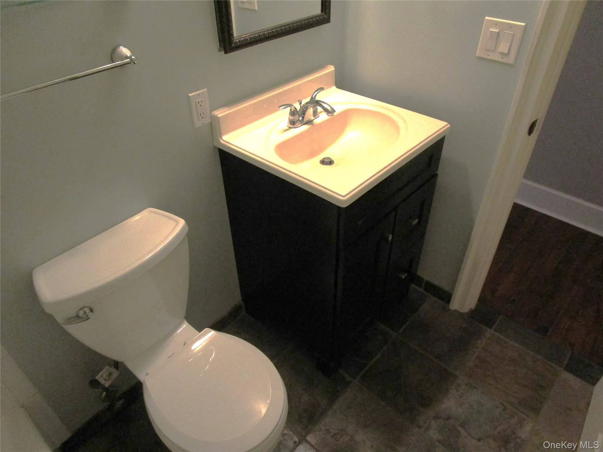 324 Post Avenue, North Hempstead, NY, 2 Rooms Rooms,1 BathroomBathrooms,Residential,For Rent,Post,0,1049831 324 Post Avenue, North Hempstead, NY, 2 Rooms Rooms,1 BathroomBathrooms,Residential,For Rent,Post,0,1049831