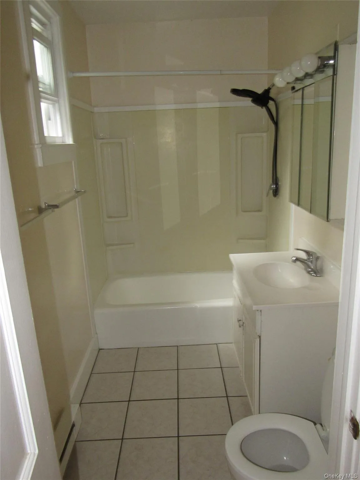 2nd Floor Bathroom 2nd Floor Bathroom