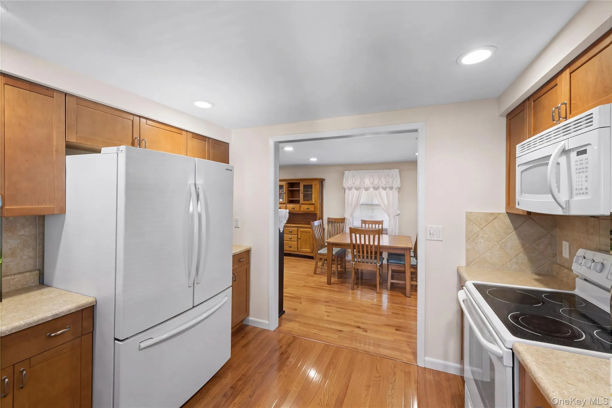 Wide gally kitchen Wide gally kitchen