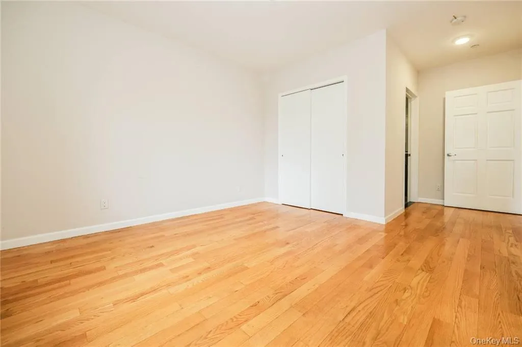 2517 Voorhies Avenue, New York, NY, 2 Bedrooms Bedrooms, 5 Rooms Rooms,2 BathroomsBathrooms,Residential,For Rent,Voorhies,0,1049838 2517 Voorhies Avenue, New York, NY, 2 Bedrooms Bedrooms, 5 Rooms Rooms,2 BathroomsBathrooms,Residential,For Rent,Voorhies,0,1049838