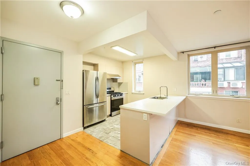 2517 Voorhies Avenue, New York, NY, 2 Bedrooms Bedrooms, 5 Rooms Rooms,2 BathroomsBathrooms,Residential,For Rent,Voorhies,0,1049838 2517 Voorhies Avenue, New York, NY, 2 Bedrooms Bedrooms, 5 Rooms Rooms,2 BathroomsBathrooms,Residential,For Rent,Voorhies,0,1049838