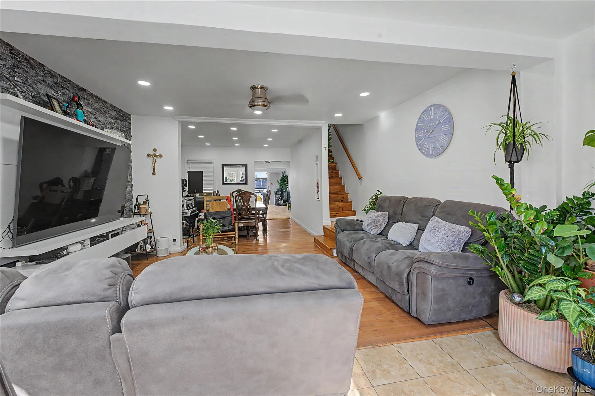 11518 147th Street, New York, NY, 3 Bedrooms Bedrooms, 6 Rooms Rooms,2 BathroomsBathrooms,Residential,For Rent,147th,0,1049840 11518 147th Street, New York, NY, 3 Bedrooms Bedrooms, 6 Rooms Rooms,2 BathroomsBathrooms,Residential,For Rent,147th,0,1049840