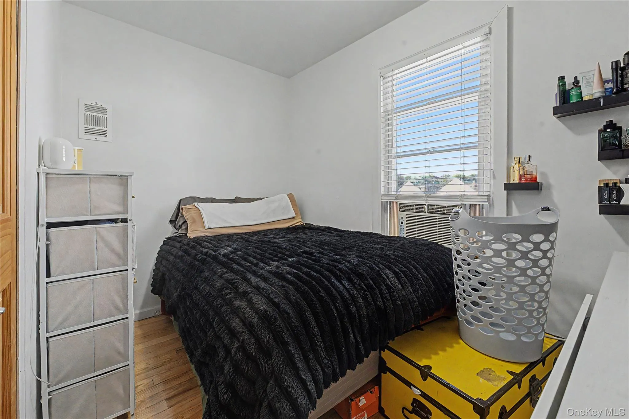 11518 147th Street, New York, NY, 3 Bedrooms Bedrooms, 6 Rooms Rooms,2 BathroomsBathrooms,Residential,For Rent,147th,0,1049840 11518 147th Street, New York, NY, 3 Bedrooms Bedrooms, 6 Rooms Rooms,2 BathroomsBathrooms,Residential,For Rent,147th,0,1049840