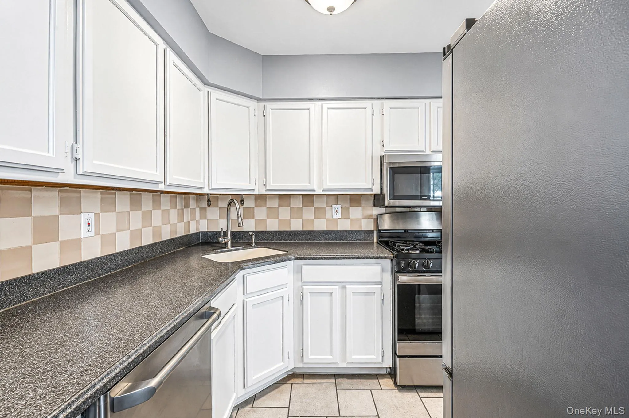 147 Fairview Circle, Brookhaven, NY, 2 Bedrooms Bedrooms, 4 Rooms Rooms,2 BathroomsBathrooms,Residential,For Rent,Fairview,0,1049842 147 Fairview Circle, Brookhaven, NY, 2 Bedrooms Bedrooms, 4 Rooms Rooms,2 BathroomsBathrooms,Residential,For Rent,Fairview,0,1049842