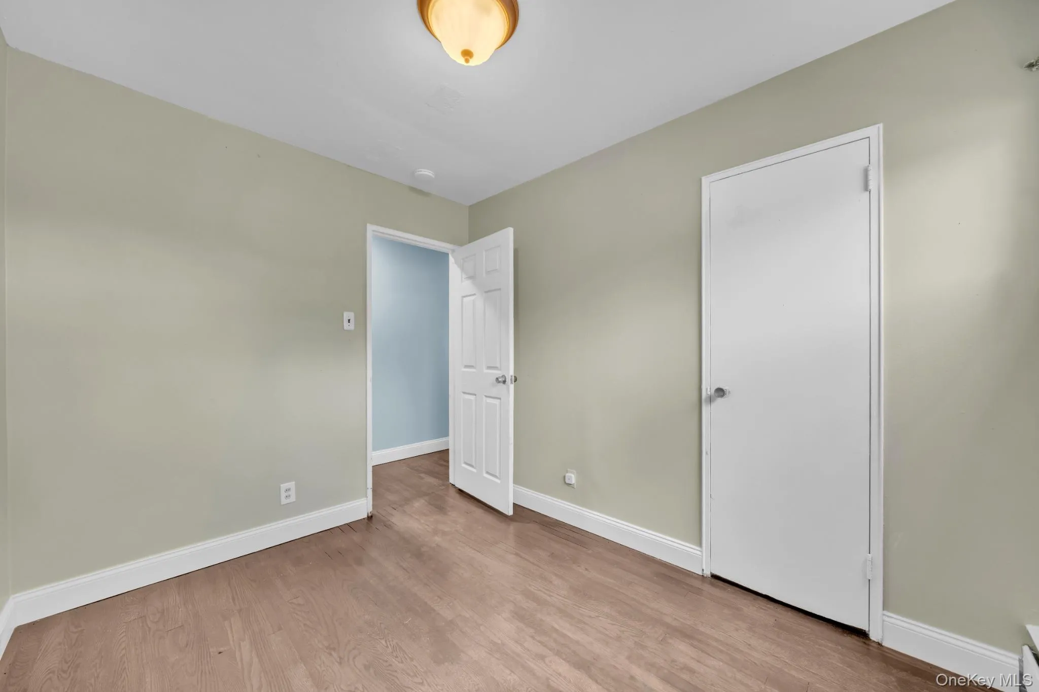43 Horton Street, Islip, NY, 5 Bedrooms Bedrooms, 14 Rooms Rooms,3 BathroomsBathrooms,Residential,For Rent,Horton,0,1049845 43 Horton Street, Islip, NY, 5 Bedrooms Bedrooms, 14 Rooms Rooms,3 BathroomsBathrooms,Residential,For Rent,Horton,0,1049845