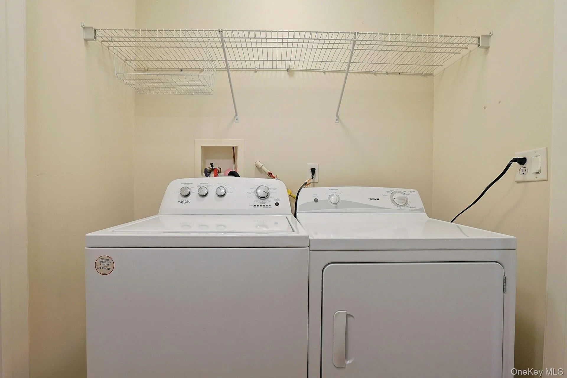 1308 Round Pointe Drive, Haverstraw, NY, 2 Bedrooms Bedrooms, 4 Rooms Rooms,2 BathroomsBathrooms,Residential,For Rent,Round Pointe,0,1049846 1308 Round Pointe Drive, Haverstraw, NY, 2 Bedrooms Bedrooms, 4 Rooms Rooms,2 BathroomsBathrooms,Residential,For Rent,Round Pointe,0,1049846