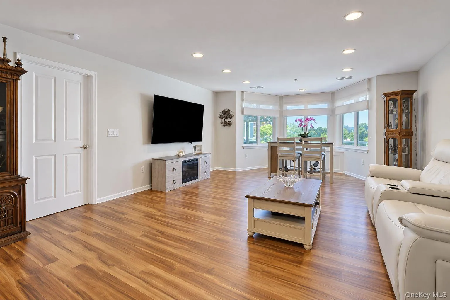 1308 Round Pointe Drive, Haverstraw, NY, 2 Bedrooms Bedrooms, 4 Rooms Rooms,2 BathroomsBathrooms,Residential,For Rent,Round Pointe,0,1049846 1308 Round Pointe Drive, Haverstraw, NY, 2 Bedrooms Bedrooms, 4 Rooms Rooms,2 BathroomsBathrooms,Residential,For Rent,Round Pointe,0,1049846