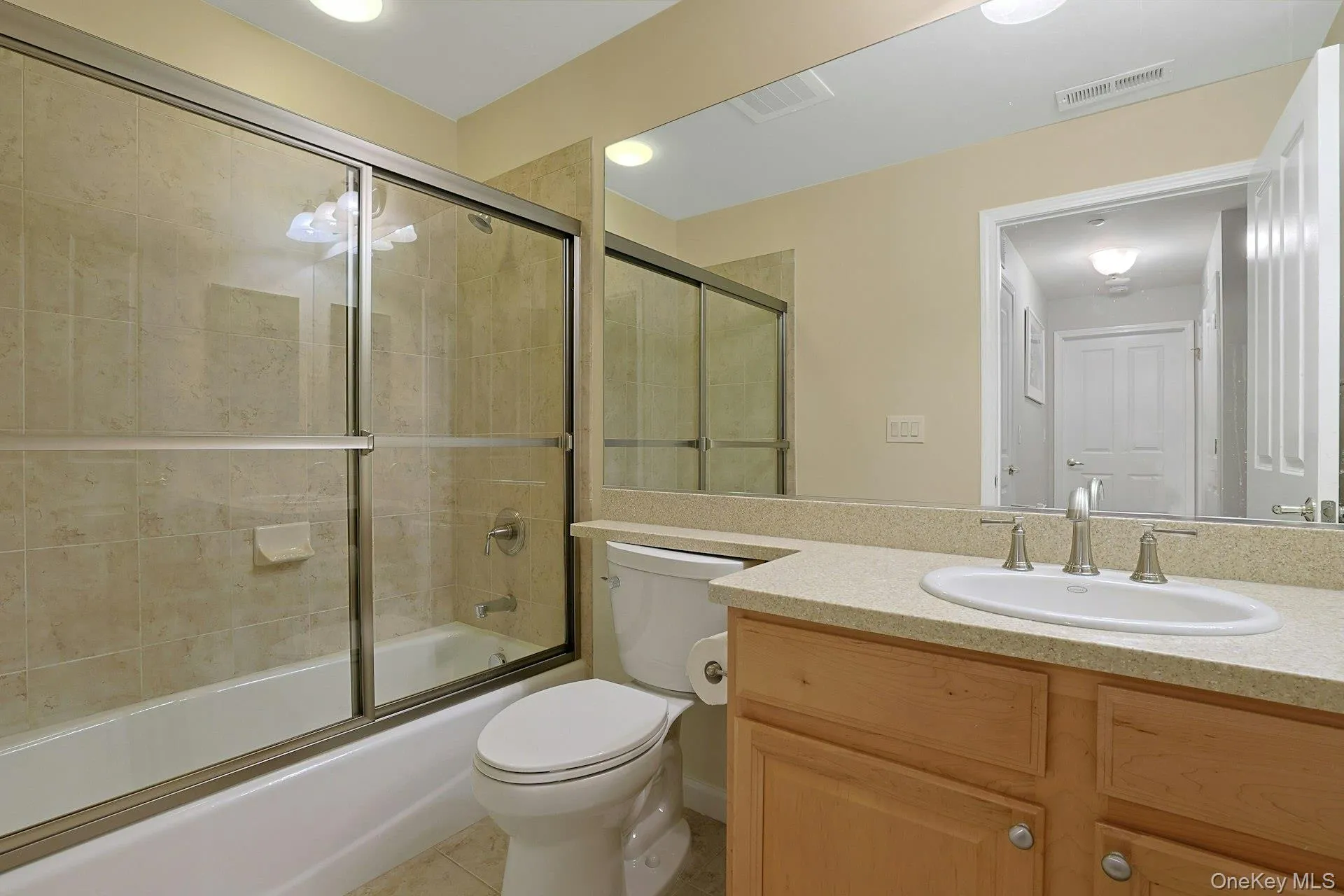 1308 Round Pointe Drive, Haverstraw, NY, 2 Bedrooms Bedrooms, 4 Rooms Rooms,2 BathroomsBathrooms,Residential,For Rent,Round Pointe,0,1049846 1308 Round Pointe Drive, Haverstraw, NY, 2 Bedrooms Bedrooms, 4 Rooms Rooms,2 BathroomsBathrooms,Residential,For Rent,Round Pointe,0,1049846