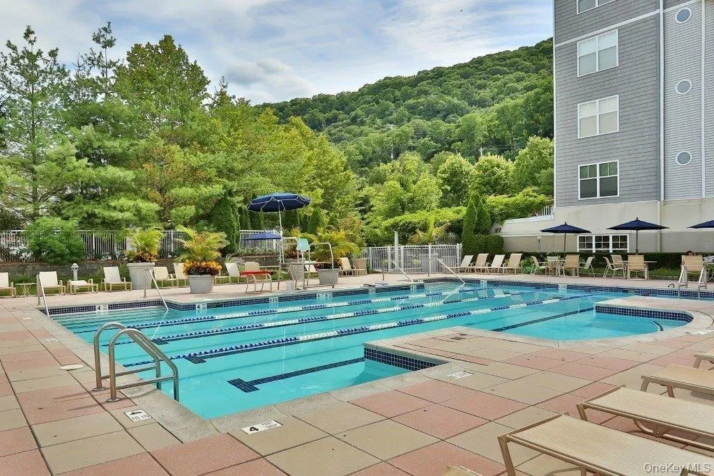 1308 Round Pointe Drive, Haverstraw, NY, 2 Bedrooms Bedrooms, 4 Rooms Rooms,2 BathroomsBathrooms,Residential,For Rent,Round Pointe,0,1049846 1308 Round Pointe Drive, Haverstraw, NY, 2 Bedrooms Bedrooms, 4 Rooms Rooms,2 BathroomsBathrooms,Residential,For Rent,Round Pointe,0,1049846