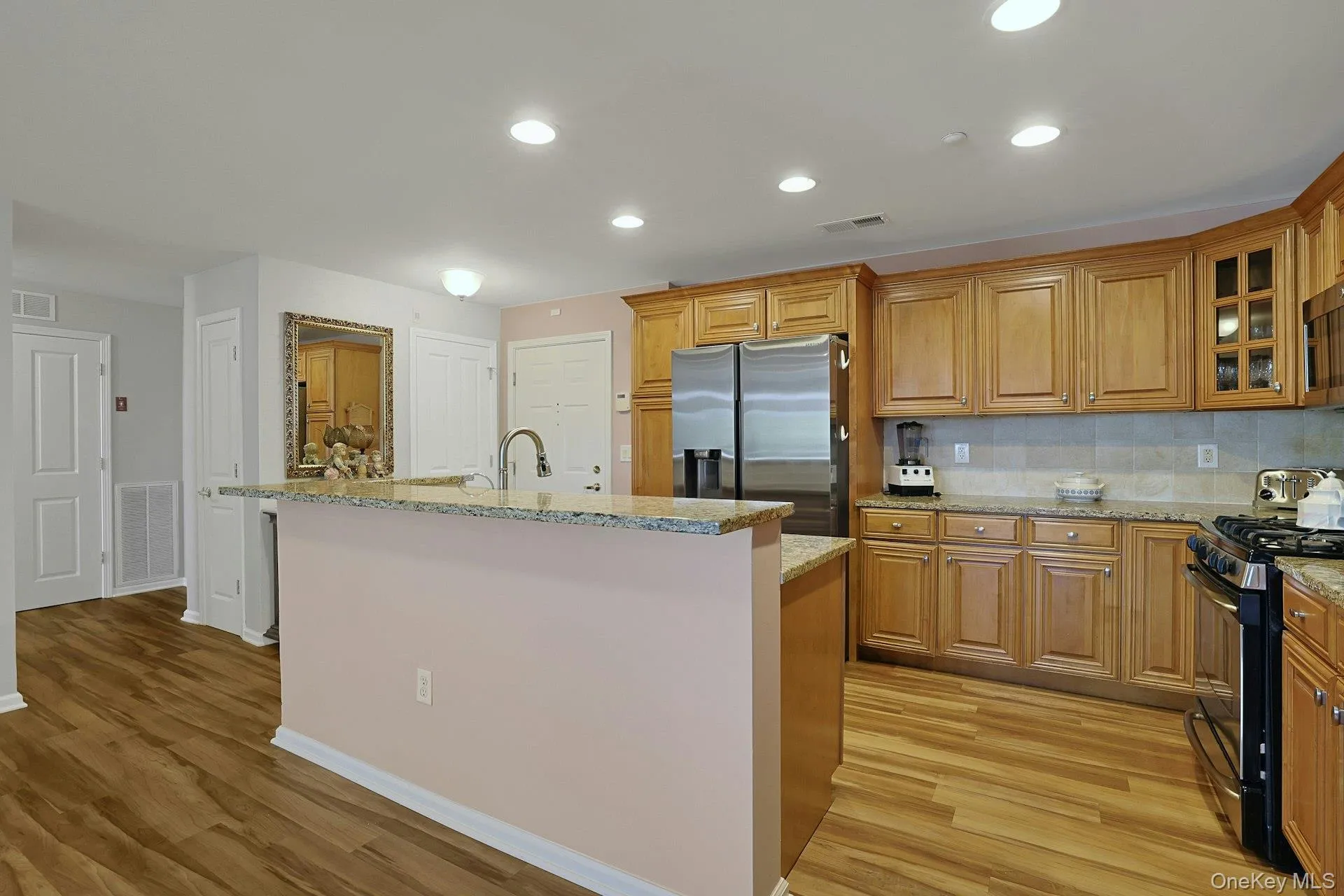 1308 Round Pointe Drive, Haverstraw, NY, 2 Bedrooms Bedrooms, 4 Rooms Rooms,2 BathroomsBathrooms,Residential,For Rent,Round Pointe,0,1049846 1308 Round Pointe Drive, Haverstraw, NY, 2 Bedrooms Bedrooms, 4 Rooms Rooms,2 BathroomsBathrooms,Residential,For Rent,Round Pointe,0,1049846