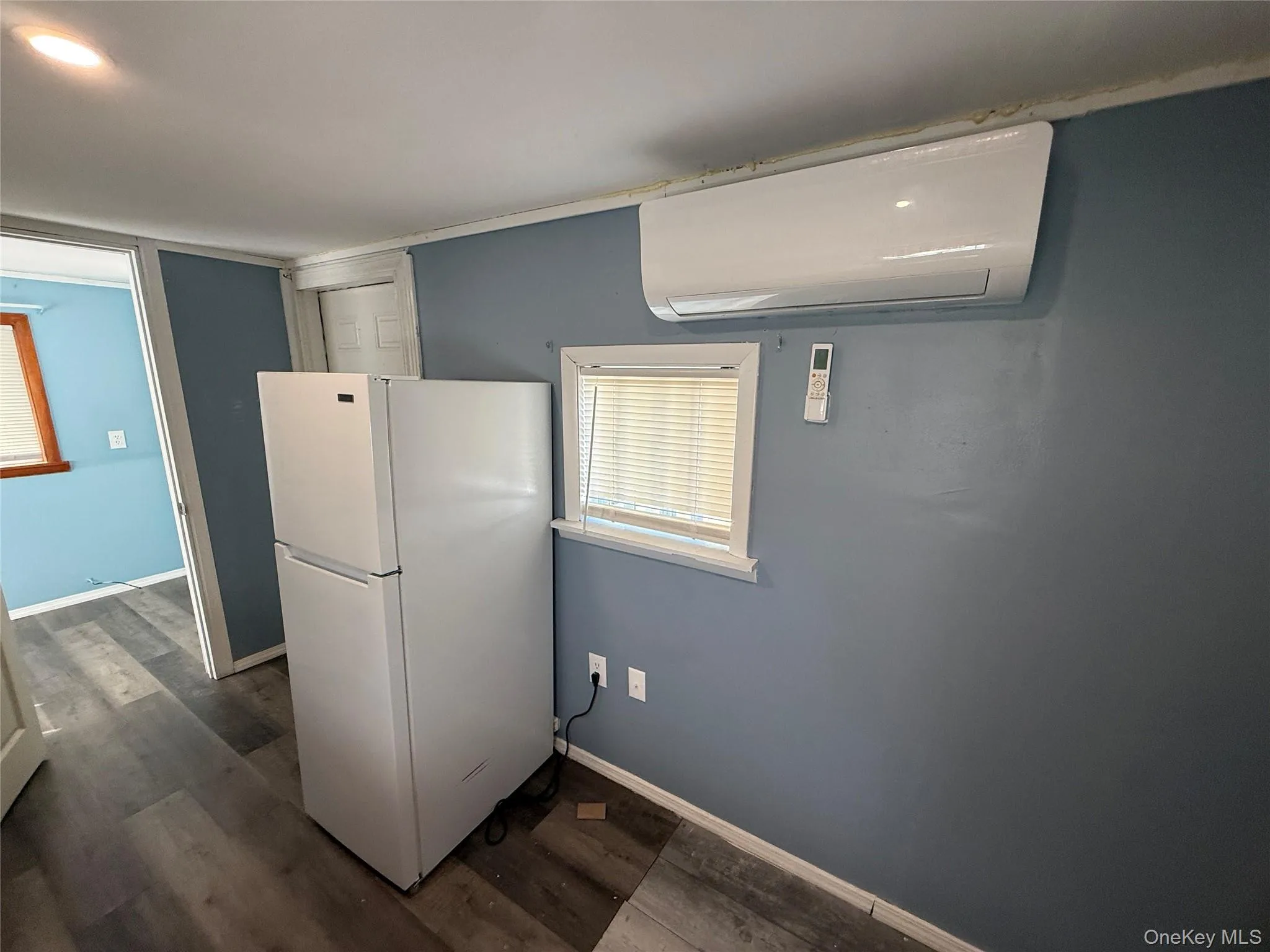 275 Robinson Avenue, Newburgh (city), NY, 1 Bedroom Bedrooms, 3 Rooms Rooms,1 BathroomBathrooms,Residential Lease,For Rent,Robinson,0,1049859 275 Robinson Avenue, Newburgh (city), NY, 1 Bedroom Bedrooms, 3 Rooms Rooms,1 BathroomBathrooms,Residential Lease,For Rent,Robinson,0,1049859