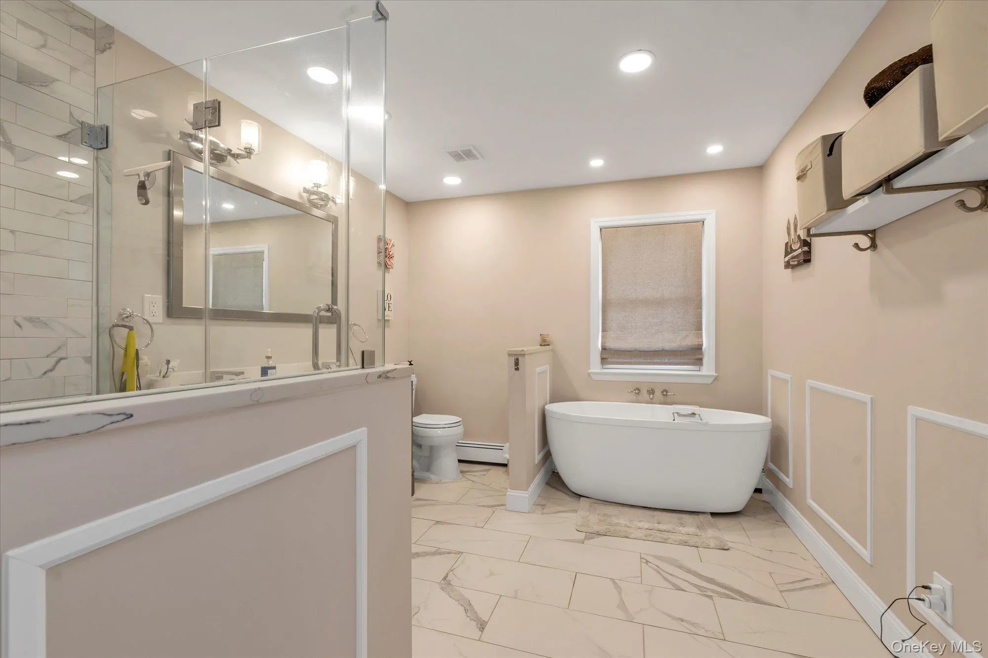 Bathroom #1En-suite spacious walk-in shower and soaking bathtub. Bathroom #1En-suite spacious walk-in shower and soaking bathtub.