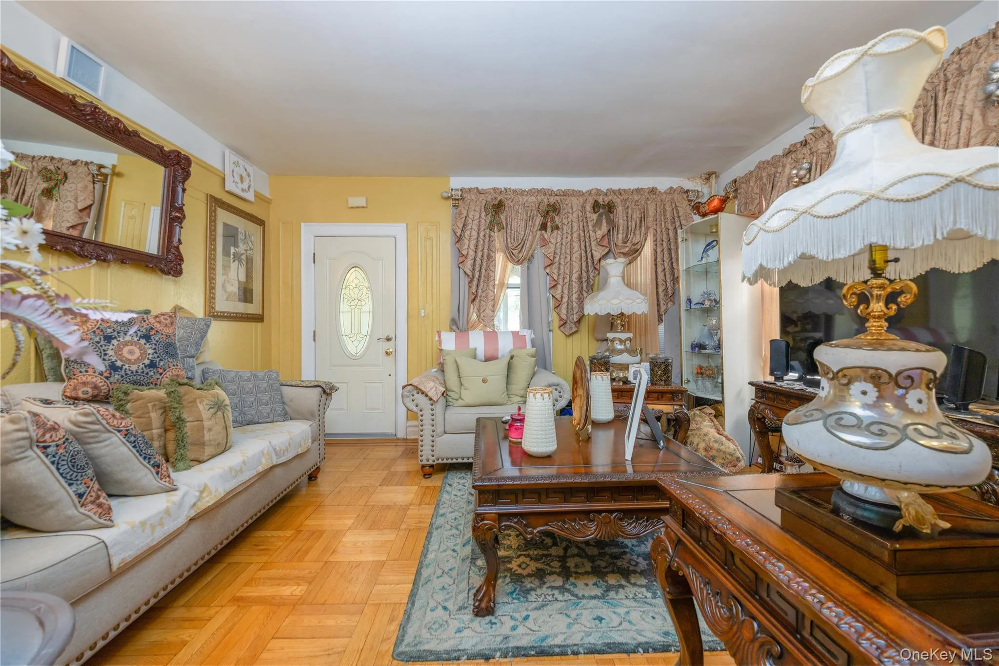 3214 Fenton Avenue, New York, NY, 3 Bedrooms Bedrooms, 10 Rooms Rooms,3 BathroomsBathrooms,Residential,For Rent,Fenton,0,1049863 3214 Fenton Avenue, New York, NY, 3 Bedrooms Bedrooms, 10 Rooms Rooms,3 BathroomsBathrooms,Residential,For Rent,Fenton,0,1049863