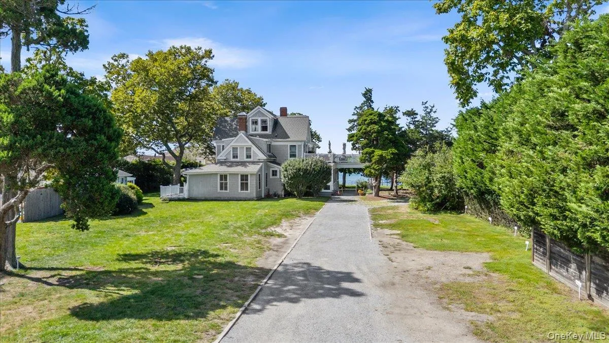46 Rampasture, Southampton, NY, 2 Bedrooms Bedrooms, 4 Rooms Rooms,1 BathroomBathrooms,Residential,For Rent,Rampasture,0,1049864 46 Rampasture, Southampton, NY, 2 Bedrooms Bedrooms, 4 Rooms Rooms,1 BathroomBathrooms,Residential,For Rent,Rampasture,0,1049864