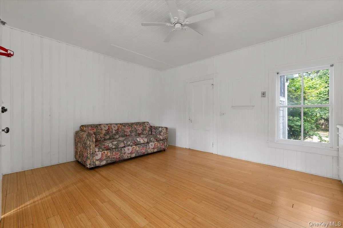46 Rampasture, Southampton, NY, 2 Bedrooms Bedrooms, 4 Rooms Rooms,1 BathroomBathrooms,Residential,For Rent,Rampasture,0,1049864 46 Rampasture, Southampton, NY, 2 Bedrooms Bedrooms, 4 Rooms Rooms,1 BathroomBathrooms,Residential,For Rent,Rampasture,0,1049864