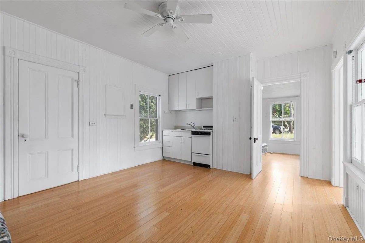 46 Rampasture, Southampton, NY, 2 Bedrooms Bedrooms, 4 Rooms Rooms,1 BathroomBathrooms,Residential,For Rent,Rampasture,0,1049864 46 Rampasture, Southampton, NY, 2 Bedrooms Bedrooms, 4 Rooms Rooms,1 BathroomBathrooms,Residential,For Rent,Rampasture,0,1049864