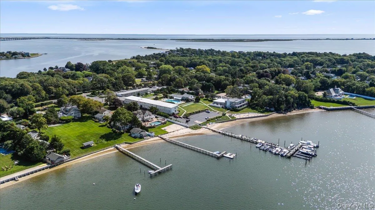 46 Rampasture, Southampton, NY, 2 Bedrooms Bedrooms, 4 Rooms Rooms,1 BathroomBathrooms,Residential,For Rent,Rampasture,0,1049864 46 Rampasture, Southampton, NY, 2 Bedrooms Bedrooms, 4 Rooms Rooms,1 BathroomBathrooms,Residential,For Rent,Rampasture,0,1049864