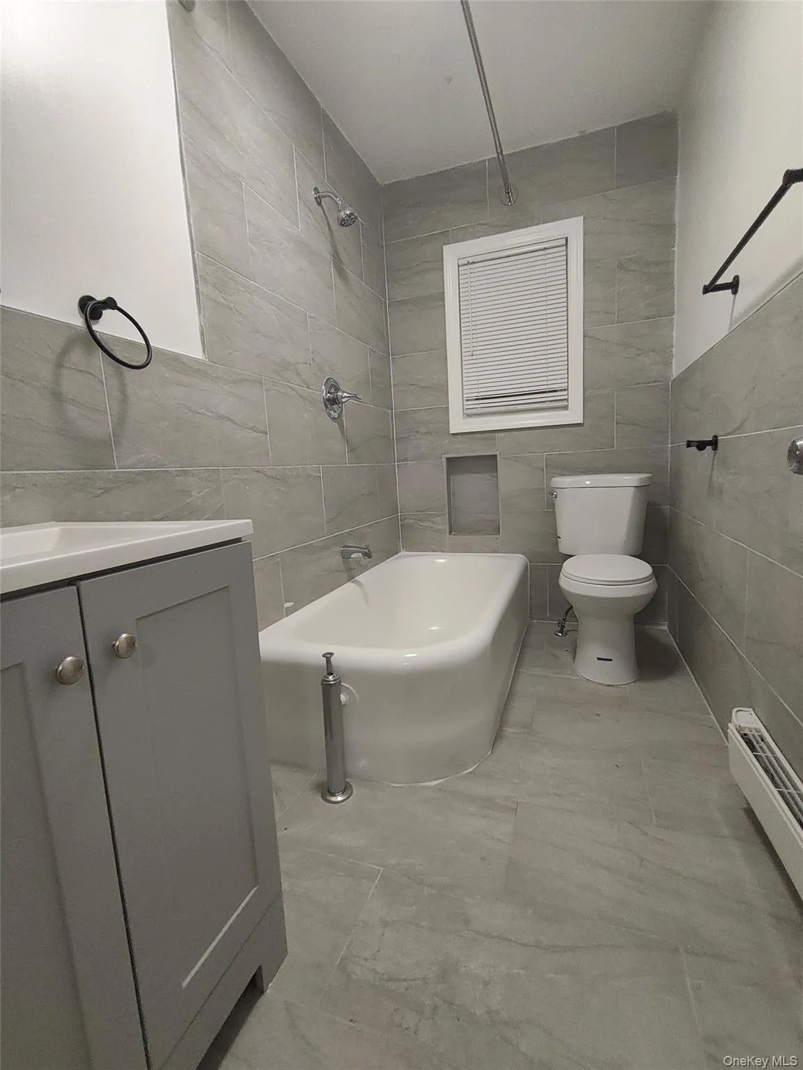 133 Lincoln Avenue, New Rochelle, NY, 3 Bedrooms Bedrooms, 7 Rooms Rooms,1 BathroomBathrooms,Residential Lease,For Rent,Lincoln,0,1049865 133 Lincoln Avenue, New Rochelle, NY, 3 Bedrooms Bedrooms, 7 Rooms Rooms,1 BathroomBathrooms,Residential Lease,For Rent,Lincoln,0,1049865