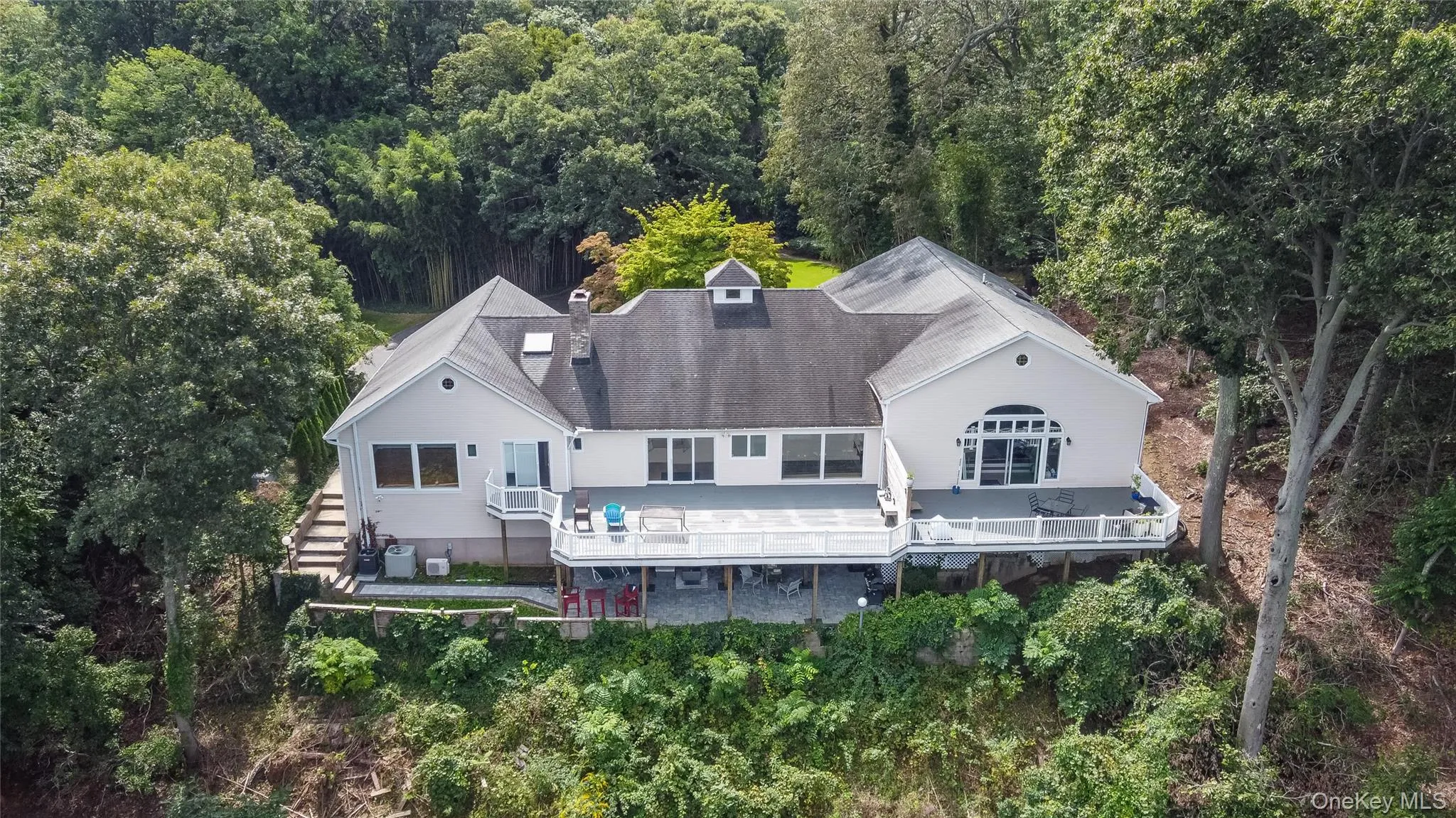 2 Centershore Road, Huntington, NY, 7 Bedrooms Bedrooms, 14 Rooms Rooms,5 BathroomsBathrooms,Residential,For Rent,Centershore,0,1049872 2 Centershore Road, Huntington, NY, 7 Bedrooms Bedrooms, 14 Rooms Rooms,5 BathroomsBathrooms,Residential,For Rent,Centershore,0,1049872