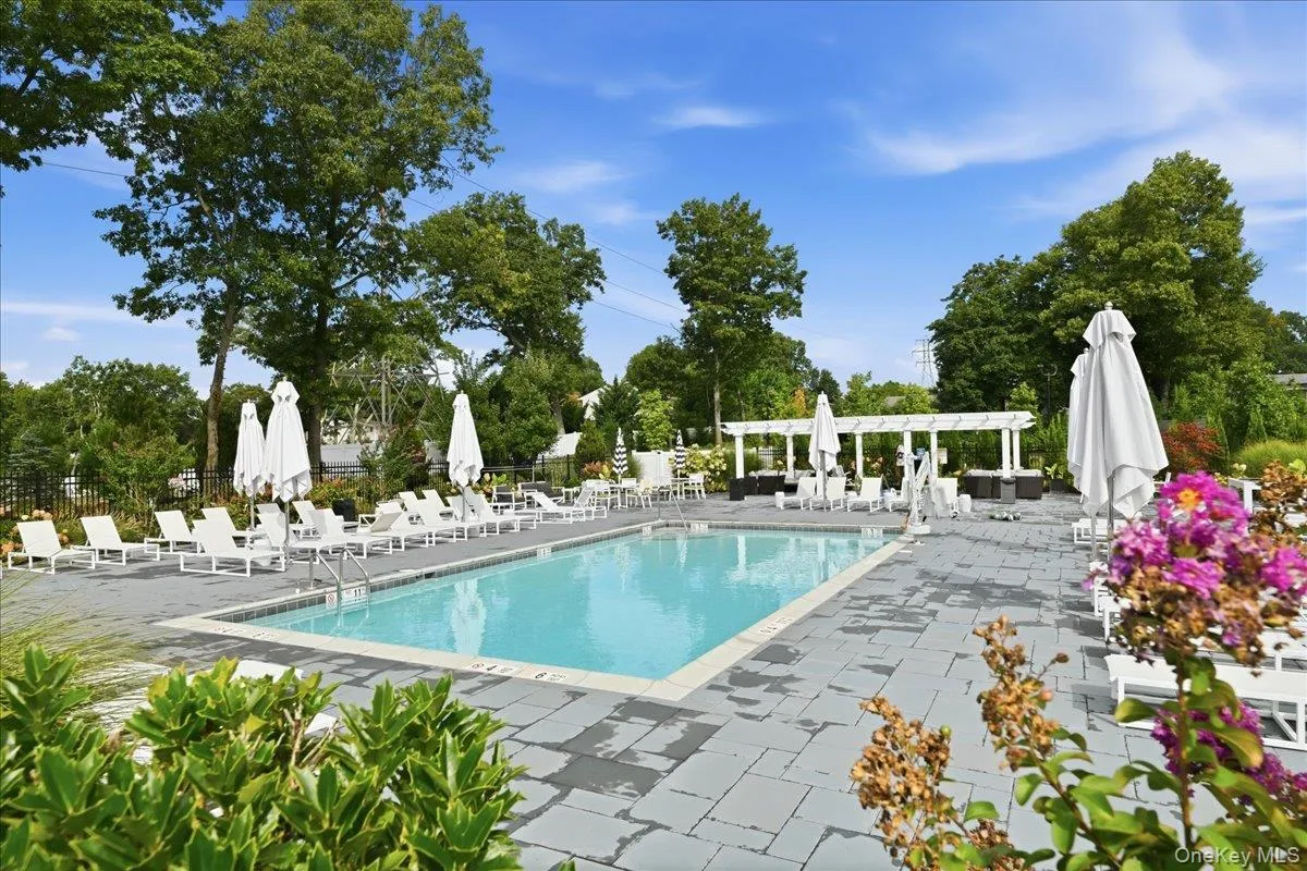 157 August Circle, Huntington, NY, 2 Bedrooms Bedrooms, 7 Rooms Rooms,2 BathroomsBathrooms,Residential,For Rent,August,0,1049878 157 August Circle, Huntington, NY, 2 Bedrooms Bedrooms, 7 Rooms Rooms,2 BathroomsBathrooms,Residential,For Rent,August,0,1049878
