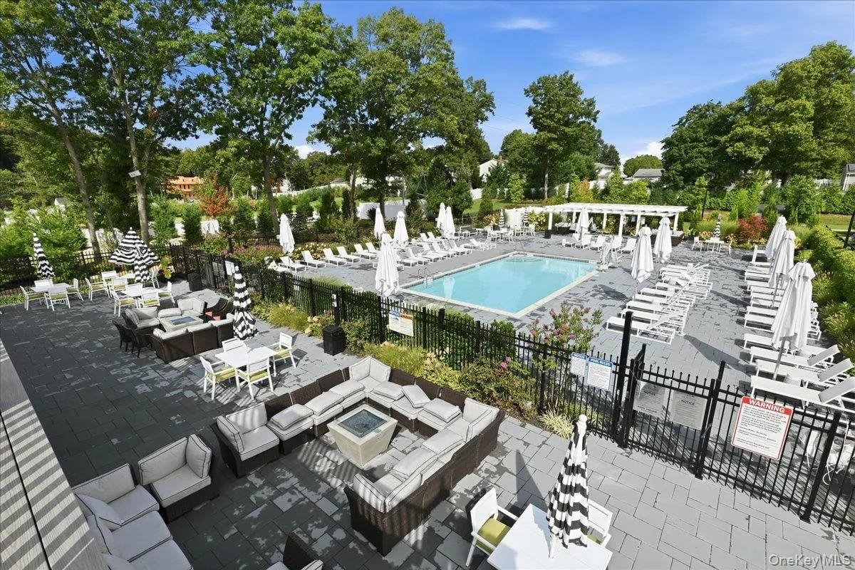 157 August Circle, Huntington, NY, 2 Bedrooms Bedrooms, 7 Rooms Rooms,2 BathroomsBathrooms,Residential,For Rent,August,0,1049878 157 August Circle, Huntington, NY, 2 Bedrooms Bedrooms, 7 Rooms Rooms,2 BathroomsBathrooms,Residential,For Rent,August,0,1049878
