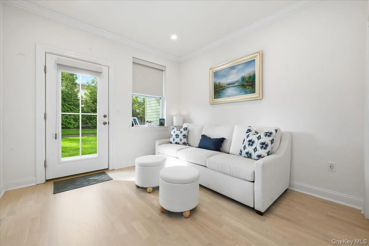 157 August Circle, Huntington, NY, 2 Bedrooms Bedrooms, 7 Rooms Rooms,2 BathroomsBathrooms,Residential,For Rent,August,0,1049878 157 August Circle, Huntington, NY, 2 Bedrooms Bedrooms, 7 Rooms Rooms,2 BathroomsBathrooms,Residential,For Rent,August,0,1049878