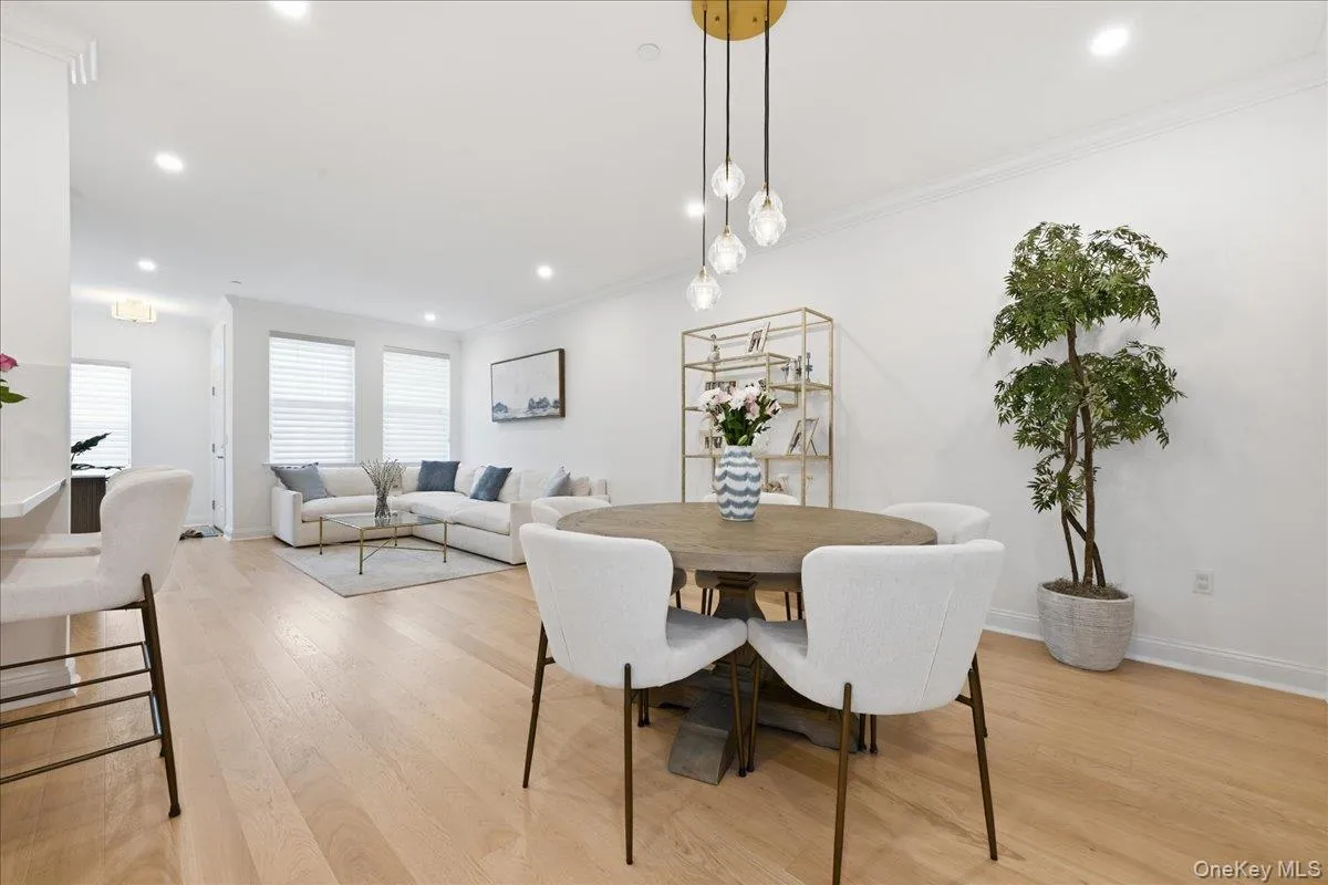 157 August Circle, Huntington, NY, 2 Bedrooms Bedrooms, 7 Rooms Rooms,2 BathroomsBathrooms,Residential,For Rent,August,0,1049878 157 August Circle, Huntington, NY, 2 Bedrooms Bedrooms, 7 Rooms Rooms,2 BathroomsBathrooms,Residential,For Rent,August,0,1049878