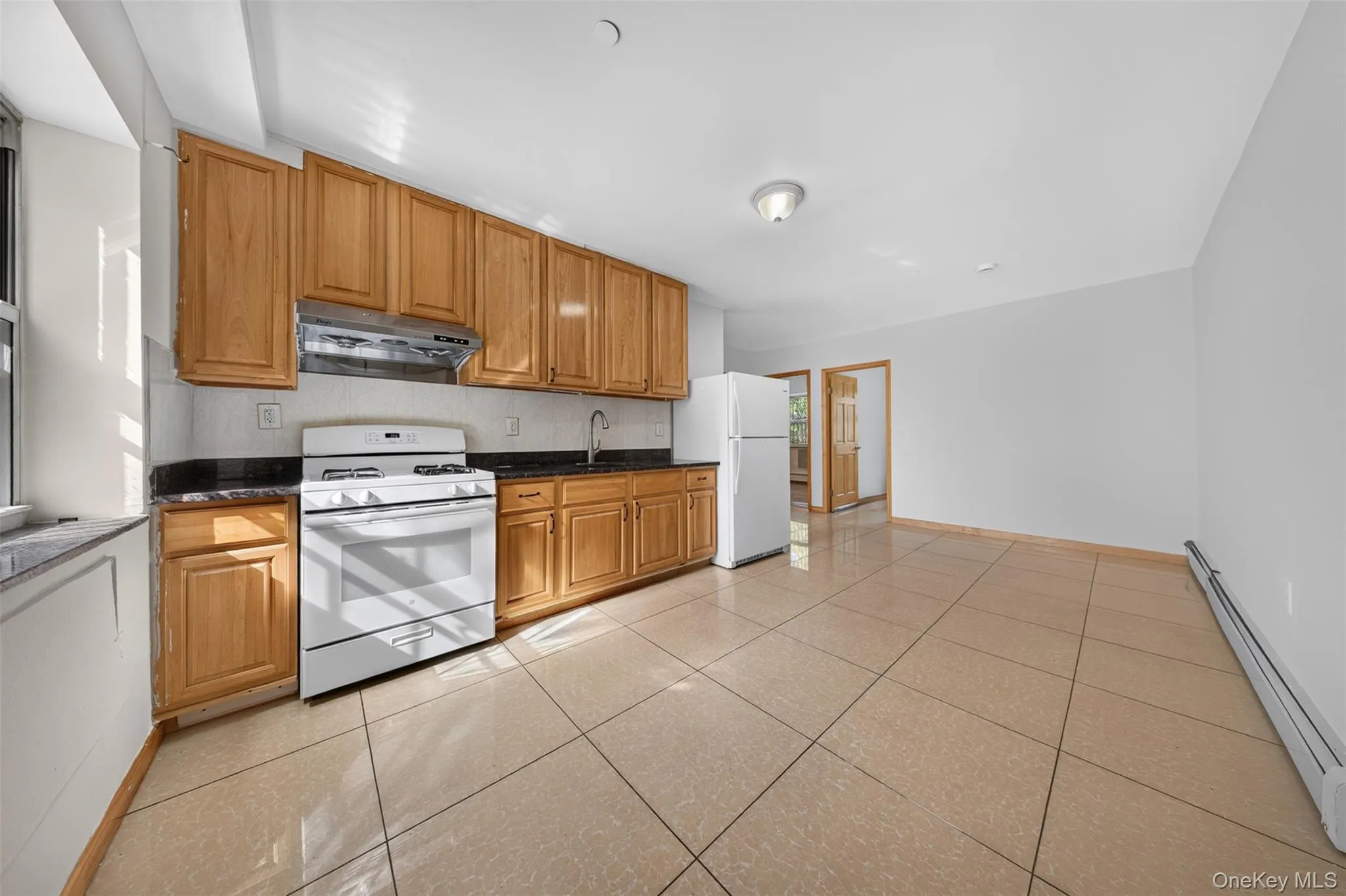 11245 39th Avenue, New York, NY, 2 Bedrooms Bedrooms, 5 Rooms Rooms,1 BathroomBathrooms,Residential,For Rent,39th,0,1049879 11245 39th Avenue, New York, NY, 2 Bedrooms Bedrooms, 5 Rooms Rooms,1 BathroomBathrooms,Residential,For Rent,39th,0,1049879