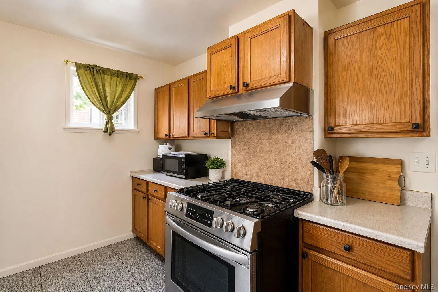 9121 110th Street, New York, NY, 5 Bedrooms Bedrooms, 10 Rooms Rooms,3 BathroomsBathrooms,Residential,For Rent,110th,0,1049885 9121 110th Street, New York, NY, 5 Bedrooms Bedrooms, 10 Rooms Rooms,3 BathroomsBathrooms,Residential,For Rent,110th,0,1049885