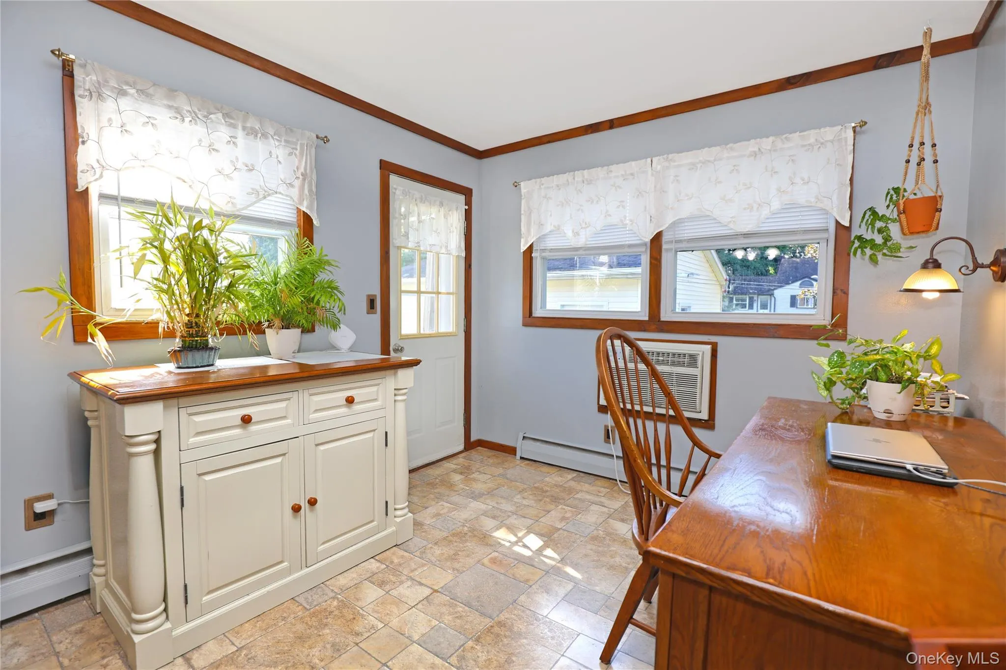 13 Edith Avenue, Saugerties, NY, 3 Bedrooms Bedrooms, 6 Rooms Rooms,1 BathroomBathrooms,Residential,For Rent,Edith,0,1049890 13 Edith Avenue, Saugerties, NY, 3 Bedrooms Bedrooms, 6 Rooms Rooms,1 BathroomBathrooms,Residential,For Rent,Edith,0,1049890