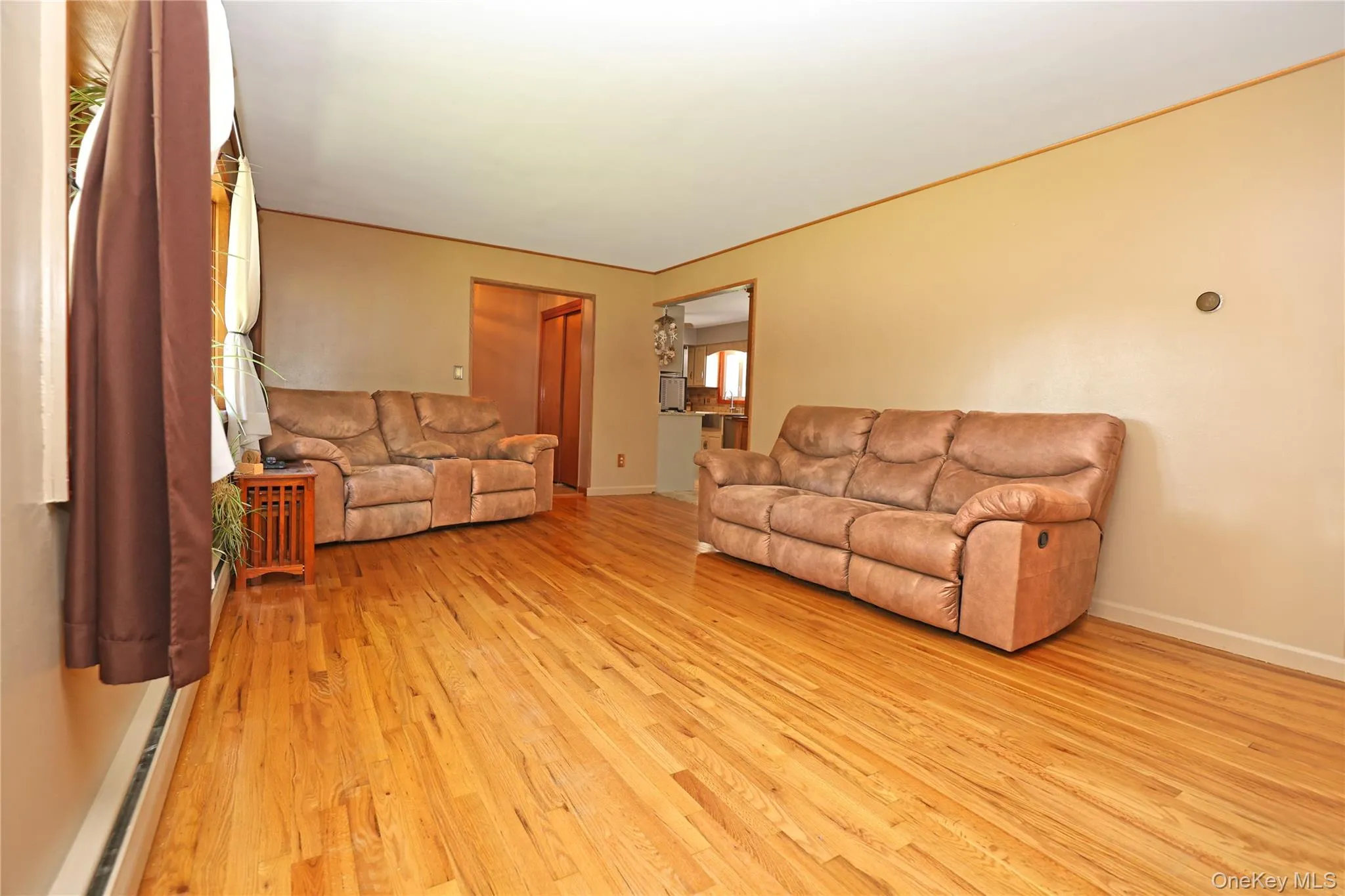 13 Edith Avenue, Saugerties, NY, 3 Bedrooms Bedrooms, 6 Rooms Rooms,1 BathroomBathrooms,Residential,For Rent,Edith,0,1049890 13 Edith Avenue, Saugerties, NY, 3 Bedrooms Bedrooms, 6 Rooms Rooms,1 BathroomBathrooms,Residential,For Rent,Edith,0,1049890