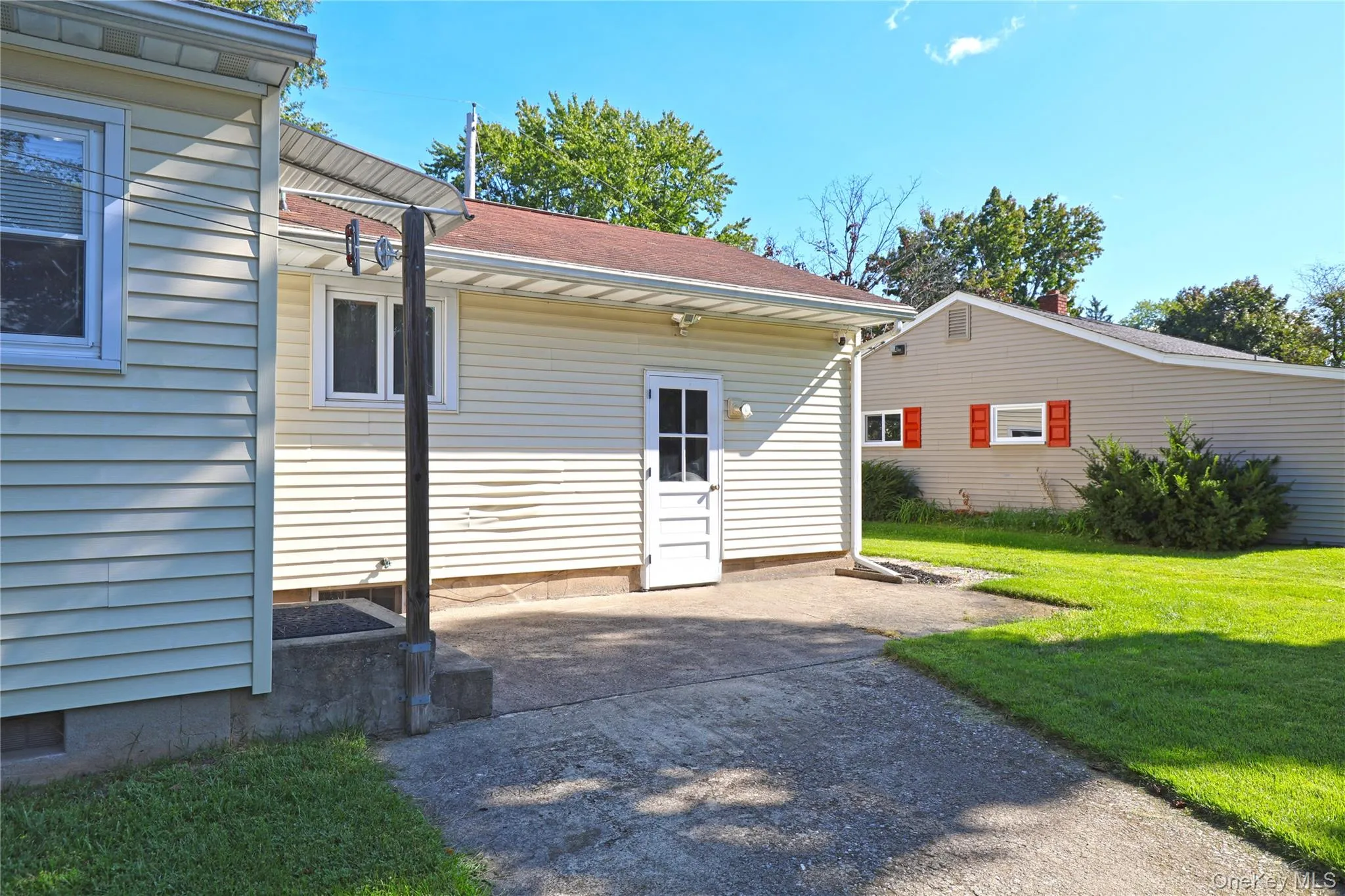 13 Edith Avenue, Saugerties, NY, 3 Bedrooms Bedrooms, 6 Rooms Rooms,1 BathroomBathrooms,Residential,For Rent,Edith,0,1049890 13 Edith Avenue, Saugerties, NY, 3 Bedrooms Bedrooms, 6 Rooms Rooms,1 BathroomBathrooms,Residential,For Rent,Edith,0,1049890